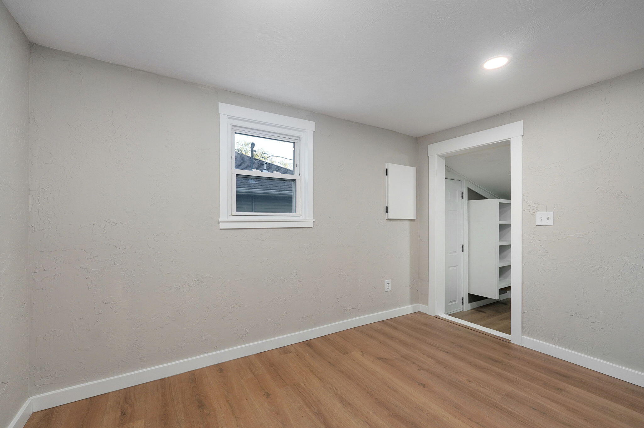 2530 West Lincoln Street Property Photo 15