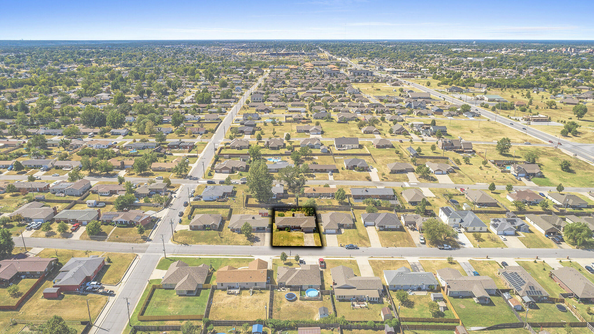 2122 Texas Avenue Property Photo 9