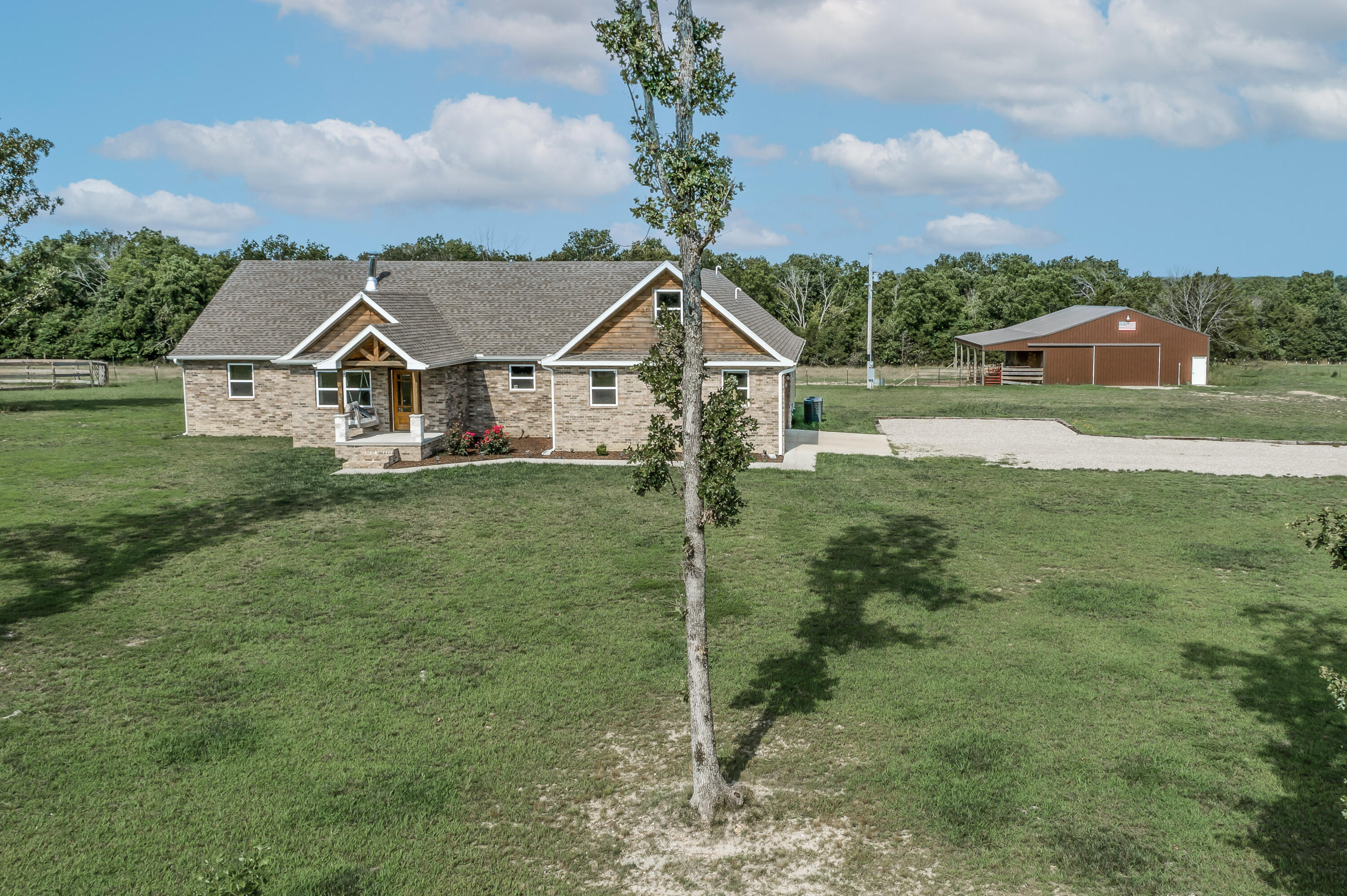 3985 Peters Drive Property Photo 7