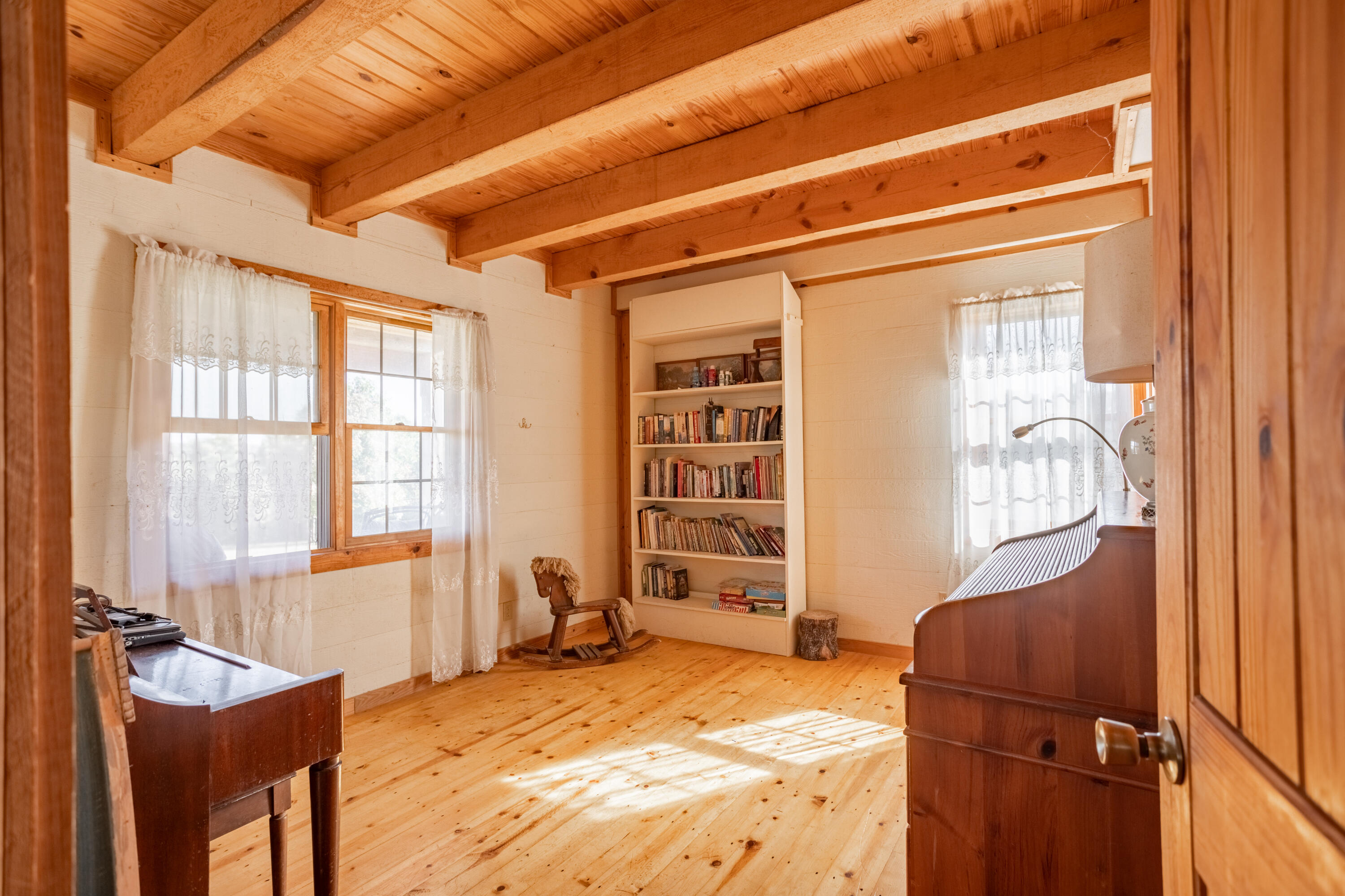 1744 Pyatt Road Property Photo 17