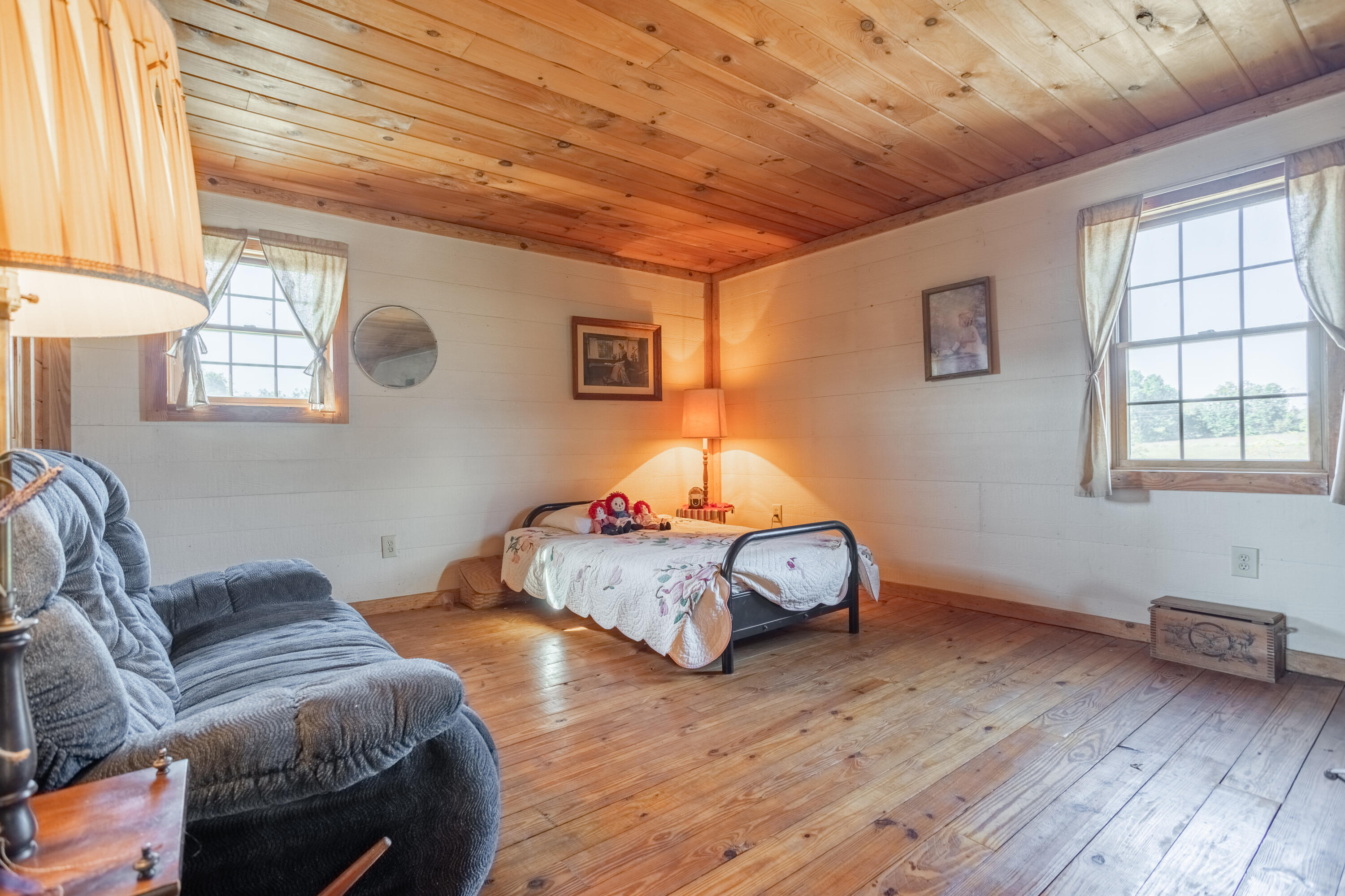 1744 Pyatt Road Property Photo 36