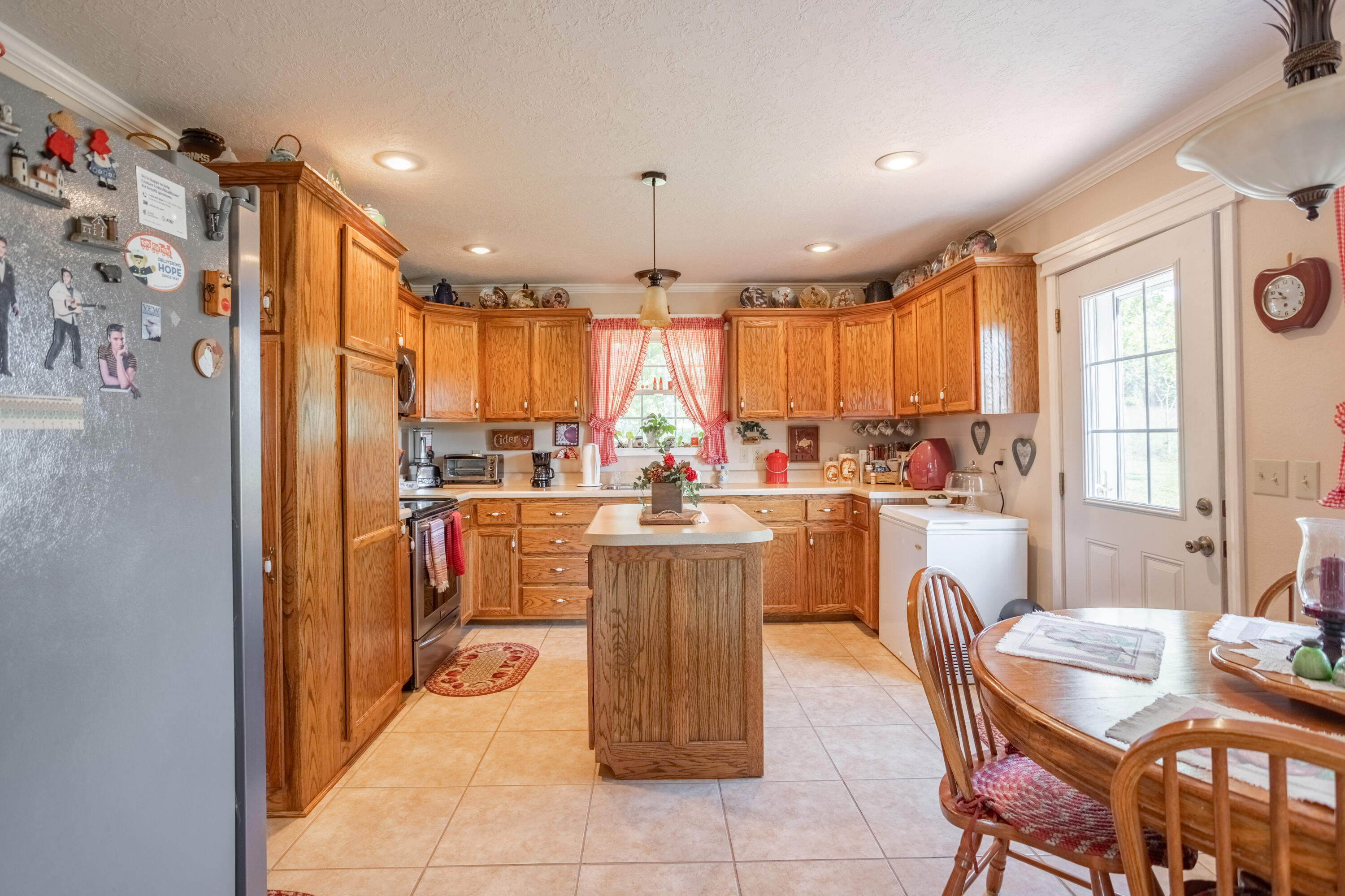 1744 Pyatt Road Property Photo 46