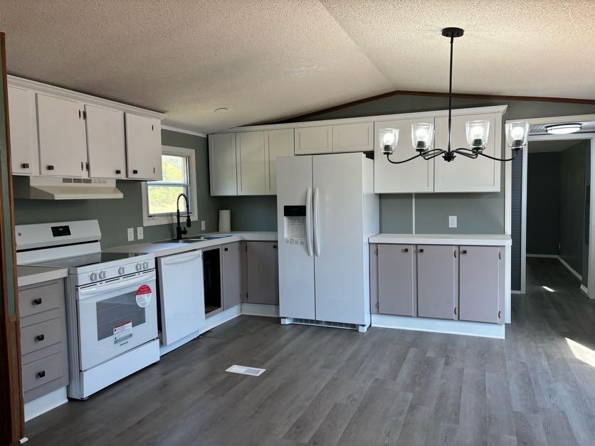 349 Howell Drive Property Photo 10