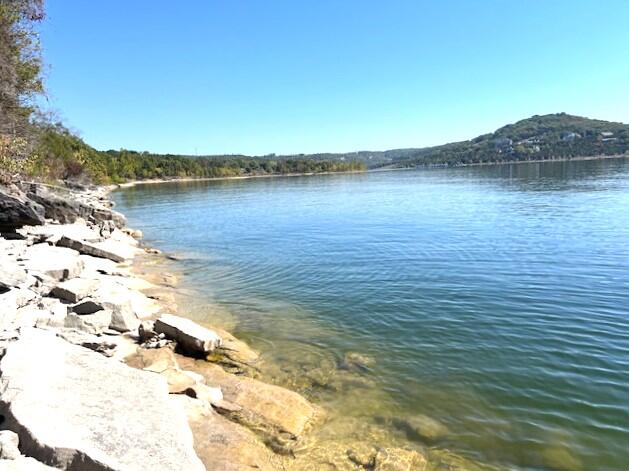 447 Scenic Drive Property Photo 4