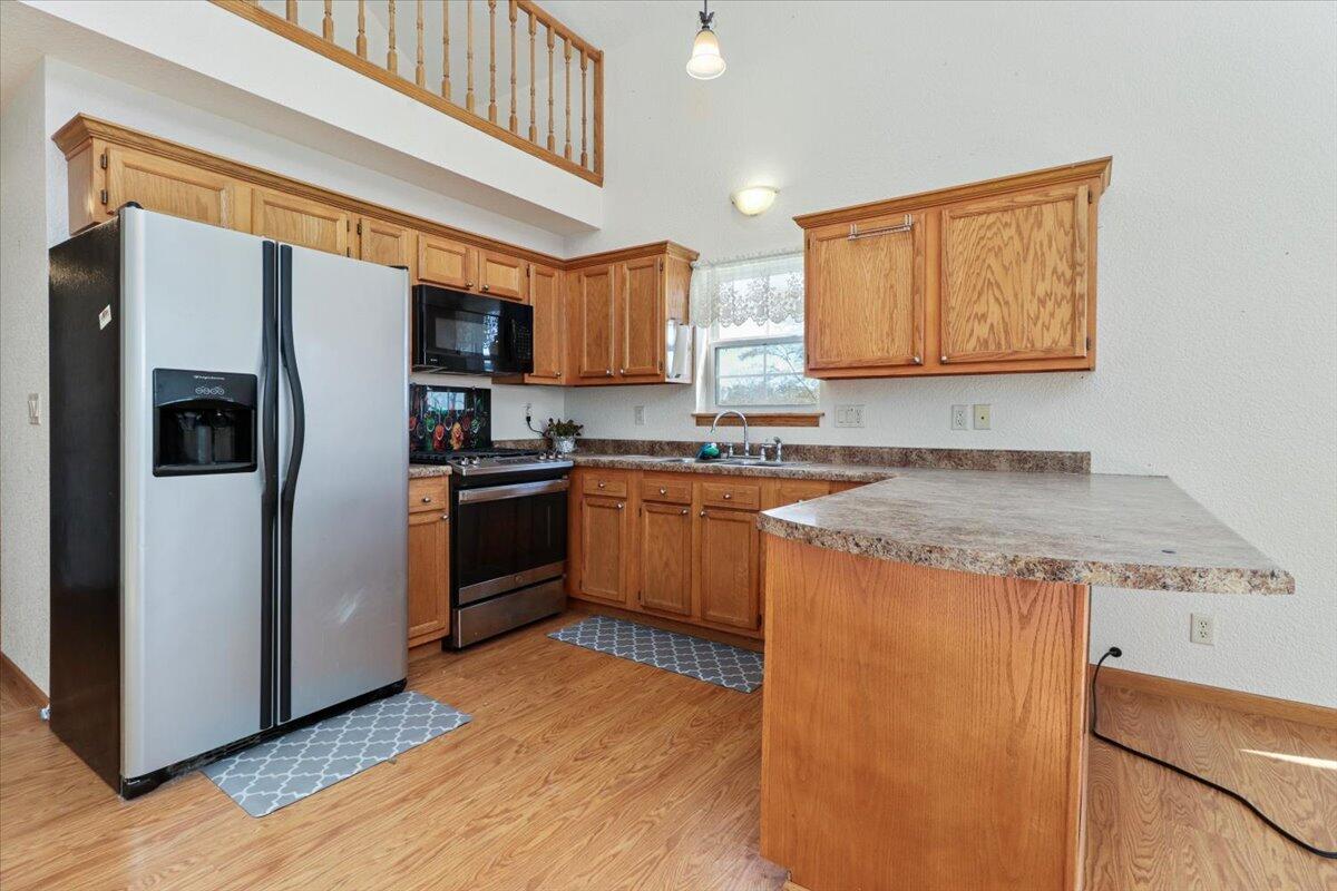 7098 County Road 1320 Property Photo 6