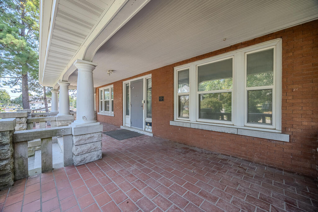 430 West State Street Property Photo 11