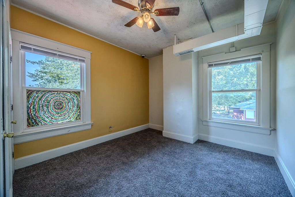 430 West State Street Property Photo 54