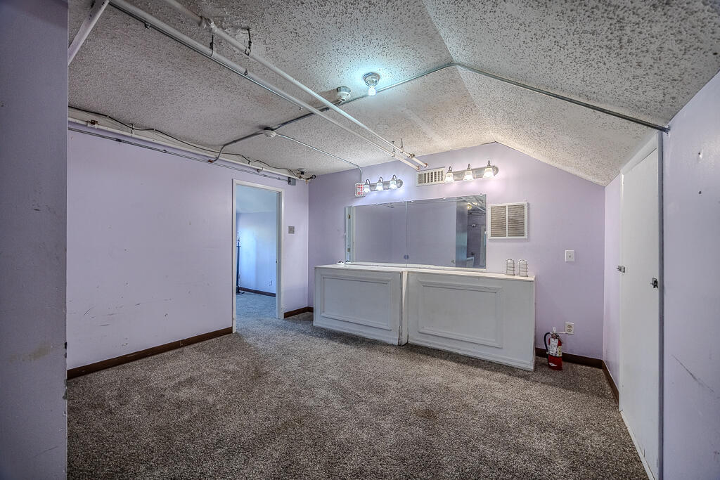 430 West State Street Property Photo 62