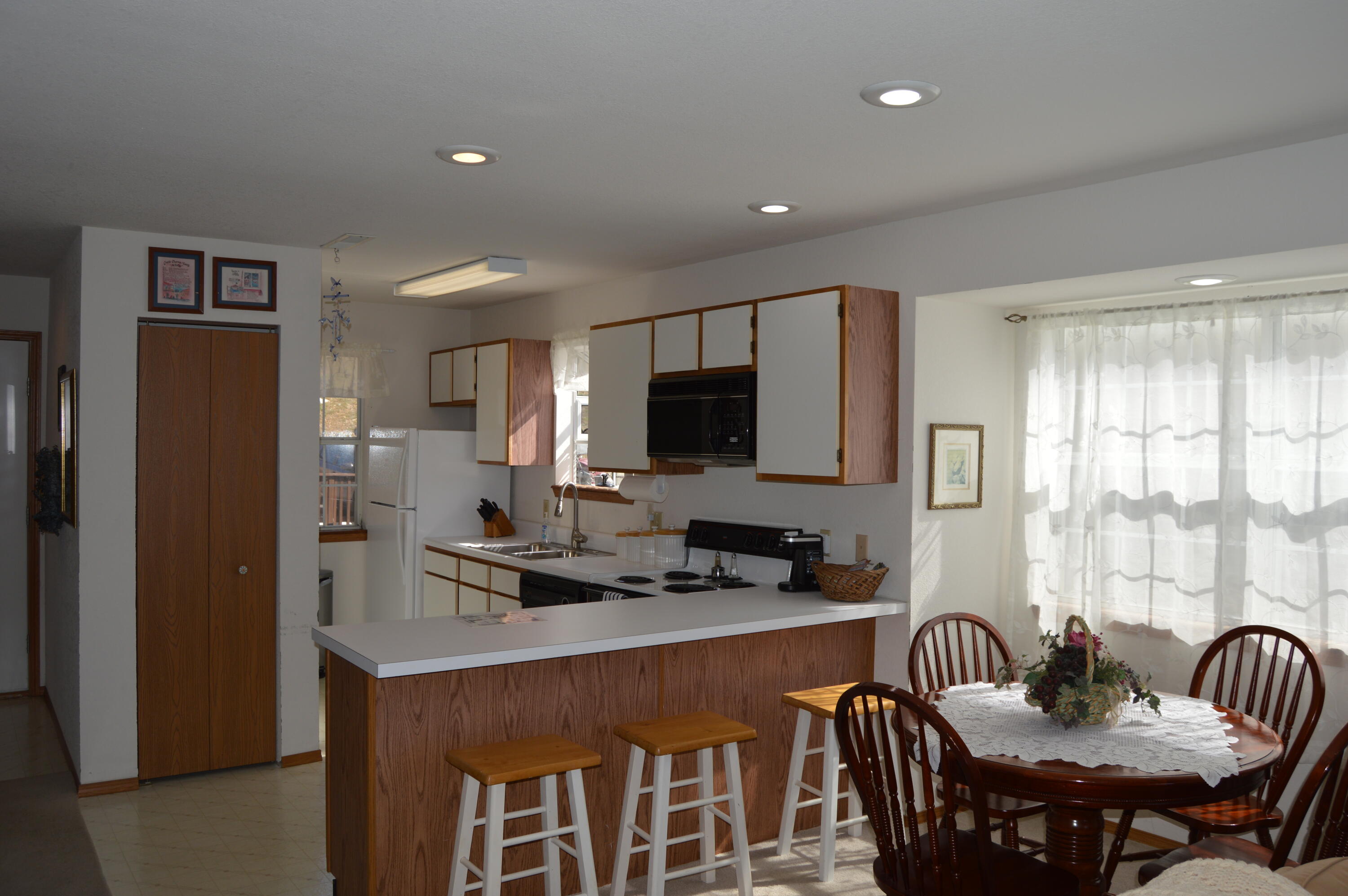 25 Chickadee Drive Property Photo 5