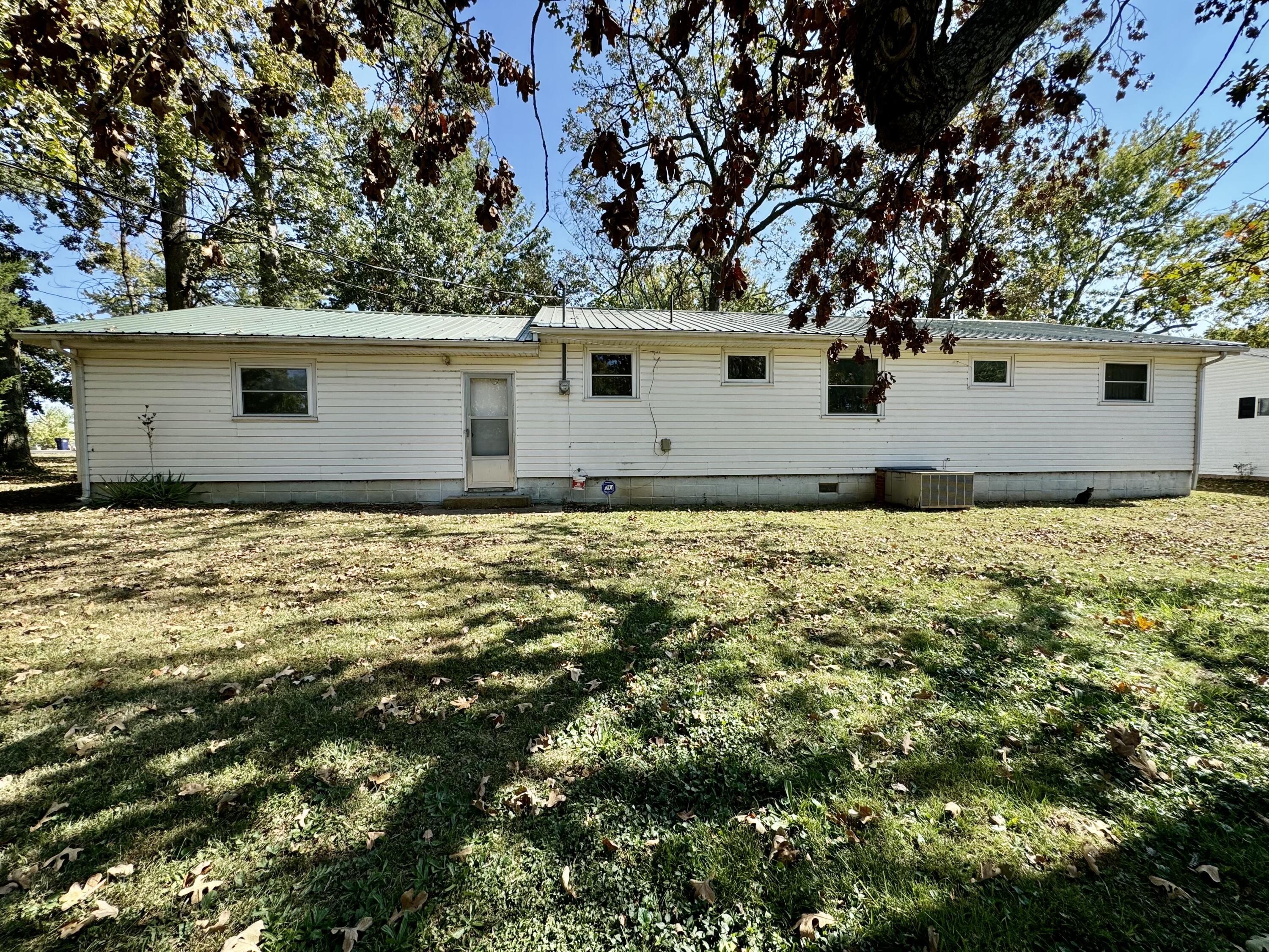 741 Elm Street Property Photo 6