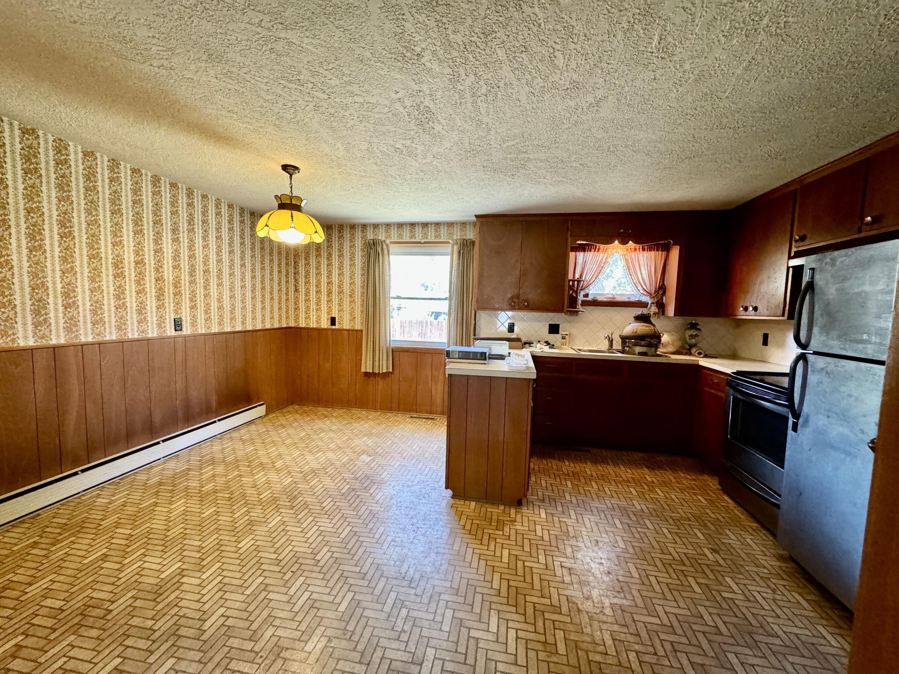 741 Elm Street Property Photo 14
