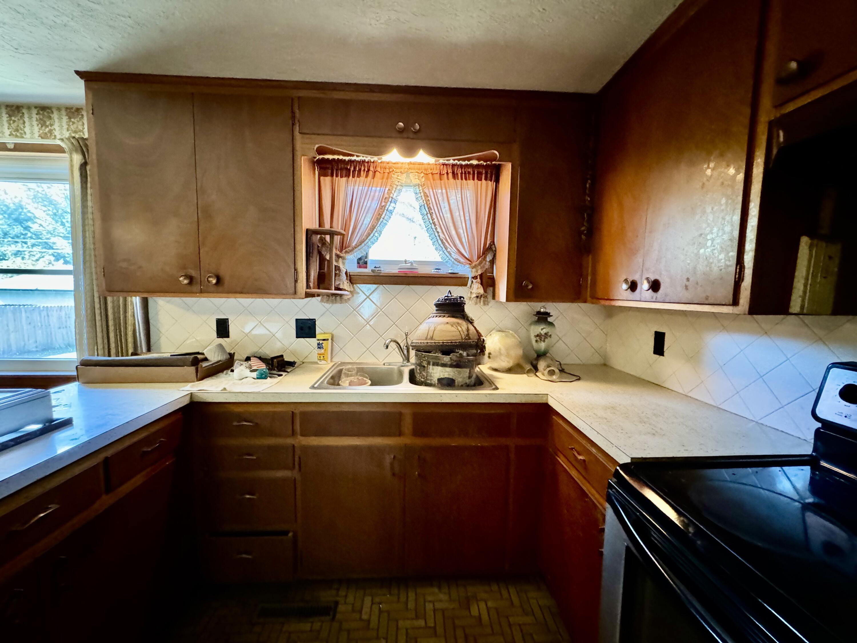741 Elm Street Property Photo 15