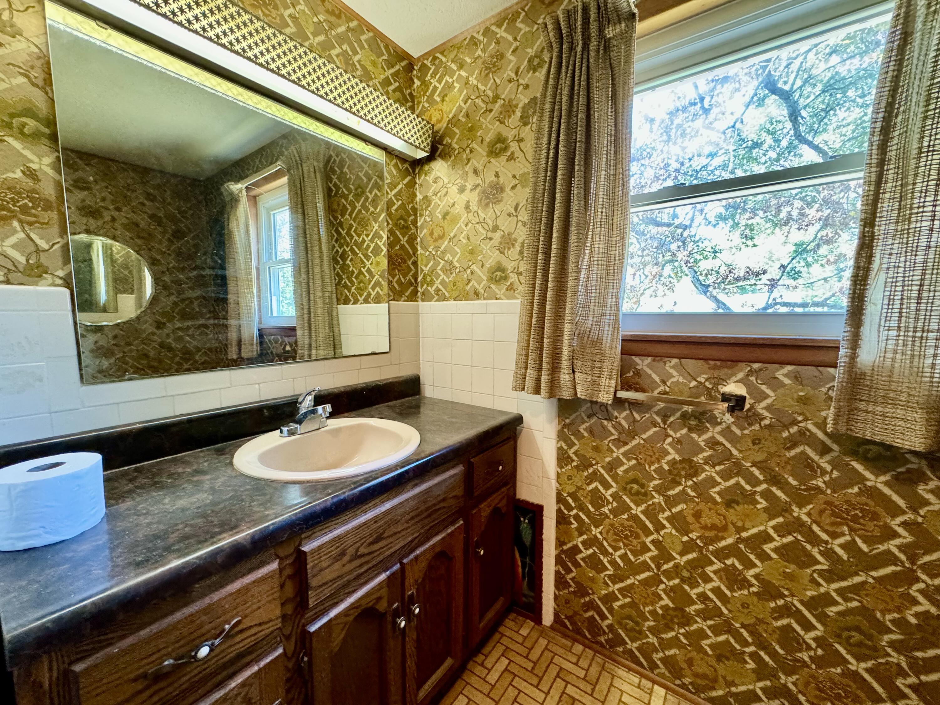 741 Elm Street Property Photo 18