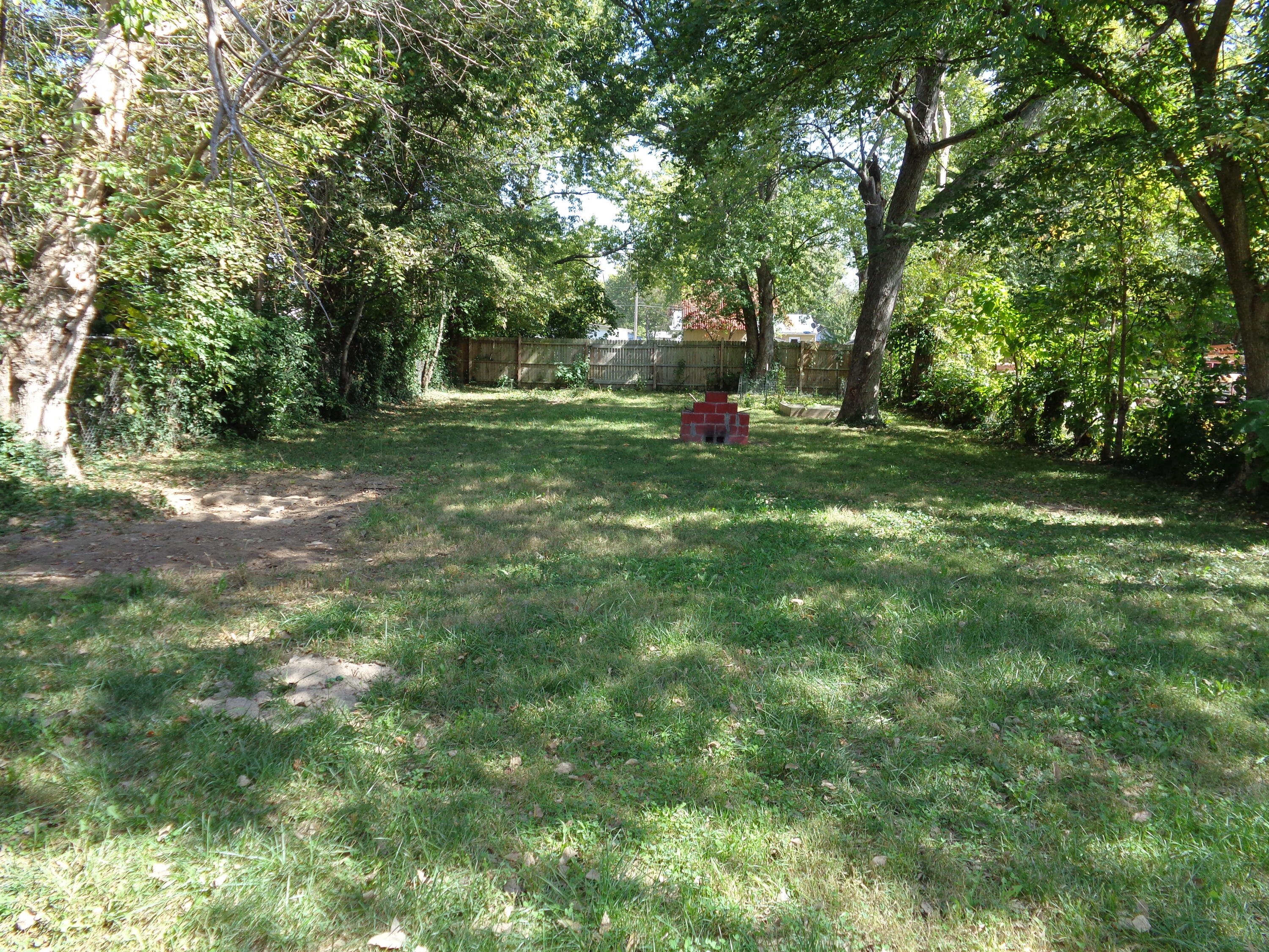 1322 North Park Avenue Property Photo 5