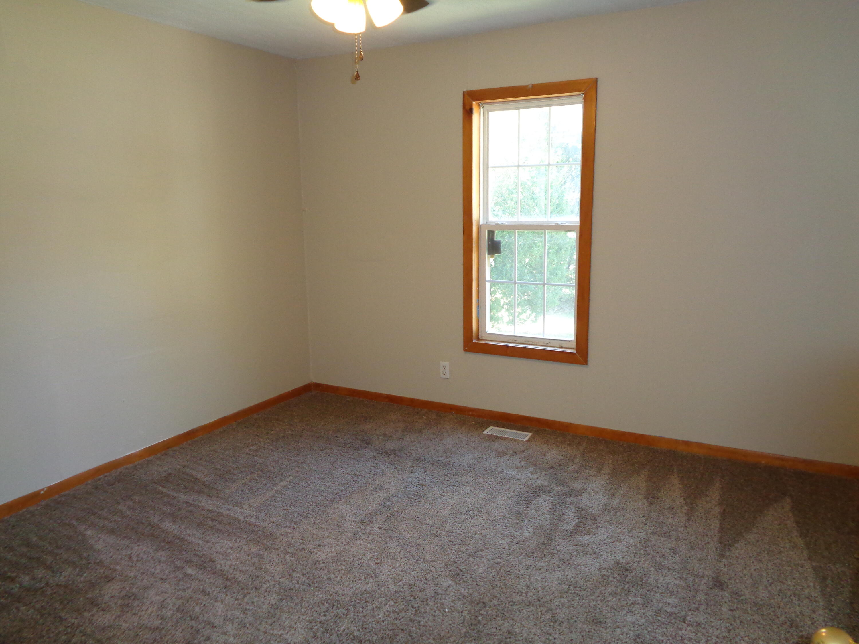 1322 North Park Avenue Property Photo 13