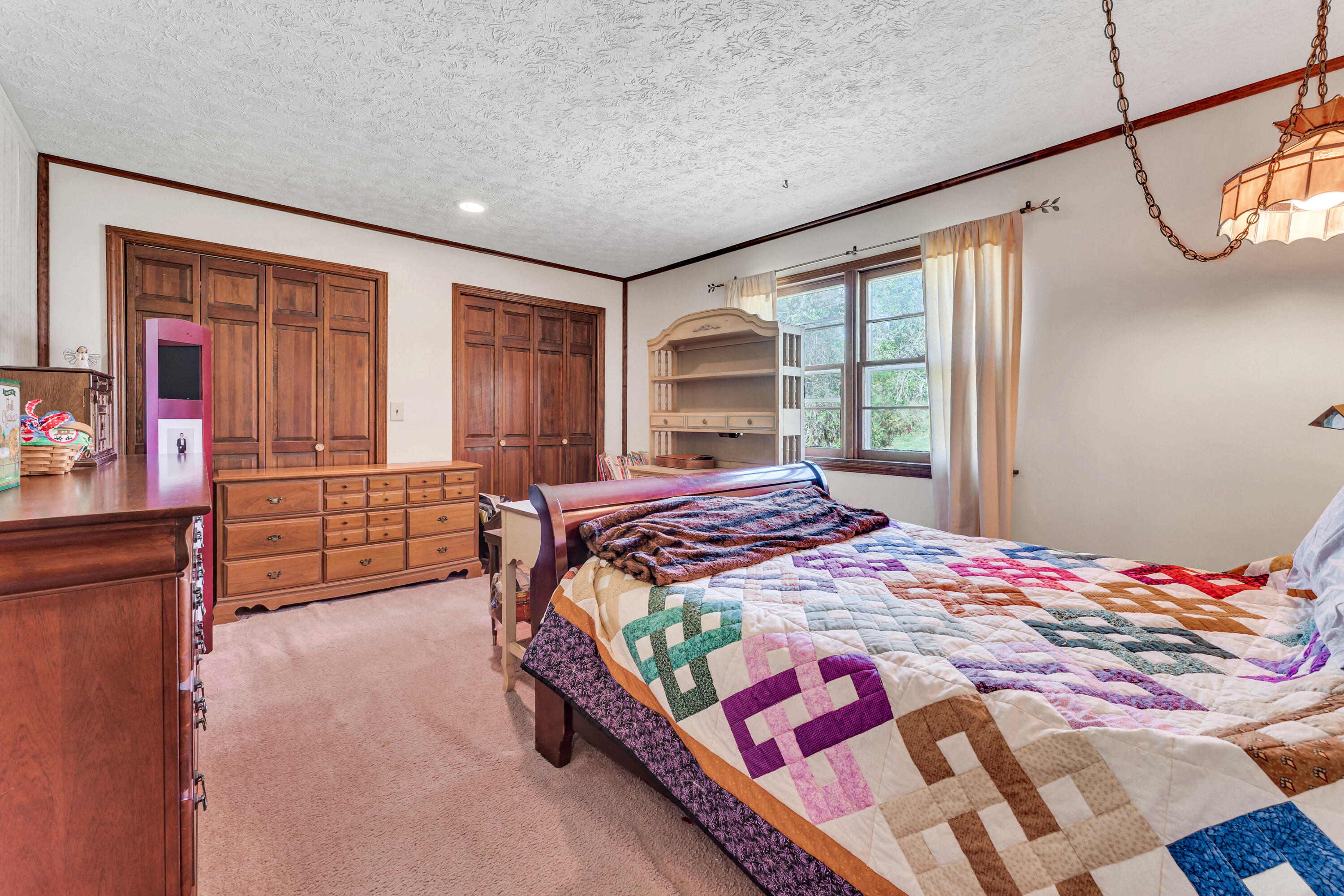 1400 West Oak Street Property Photo 16