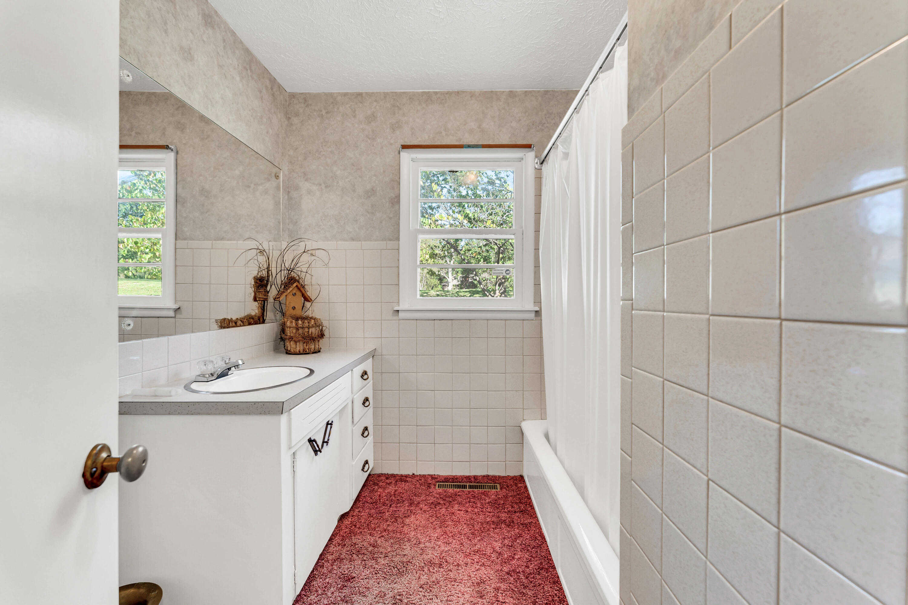 1400 West Oak Street Property Photo 18