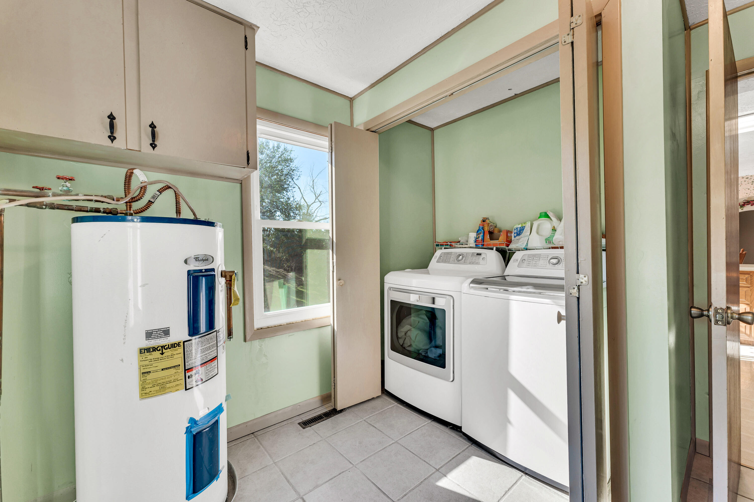 1400 West Oak Street Property Photo 20