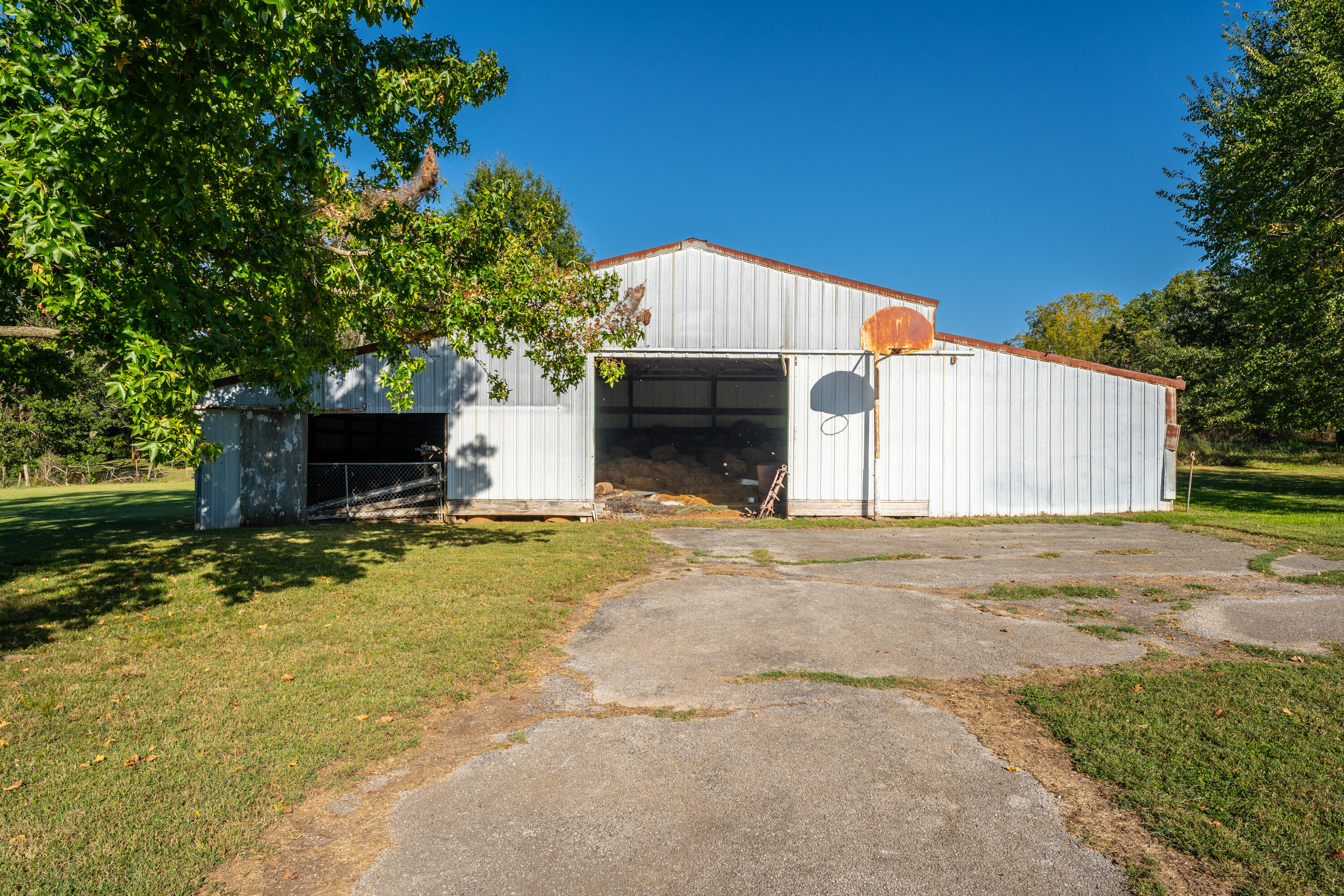 1400 West Oak Street Property Photo 29