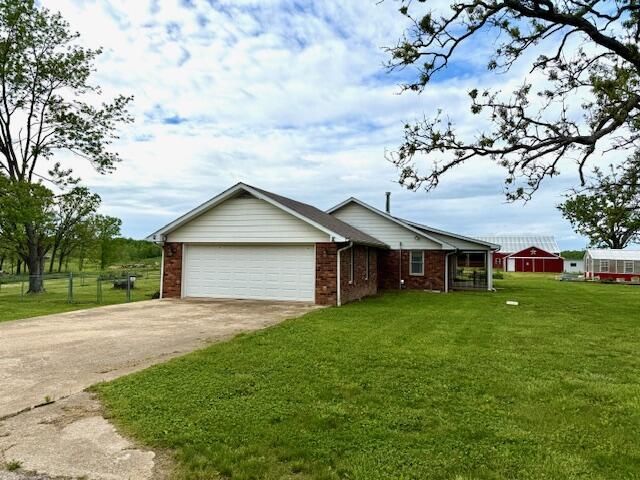 1003 County Road 3030 Property Photo 5