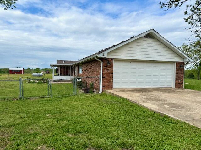 1003 County Road 3030 Property Photo 6