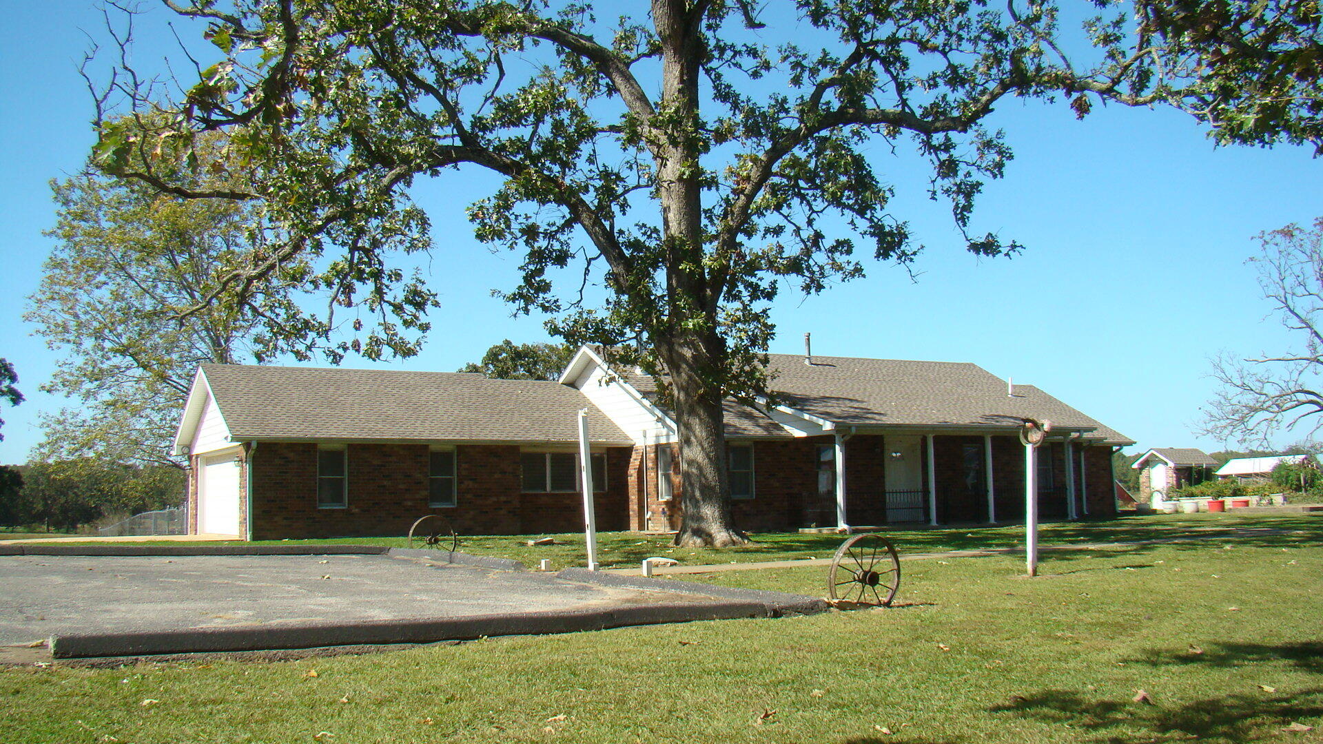 1003 County Road 3030 Property Photo 29
