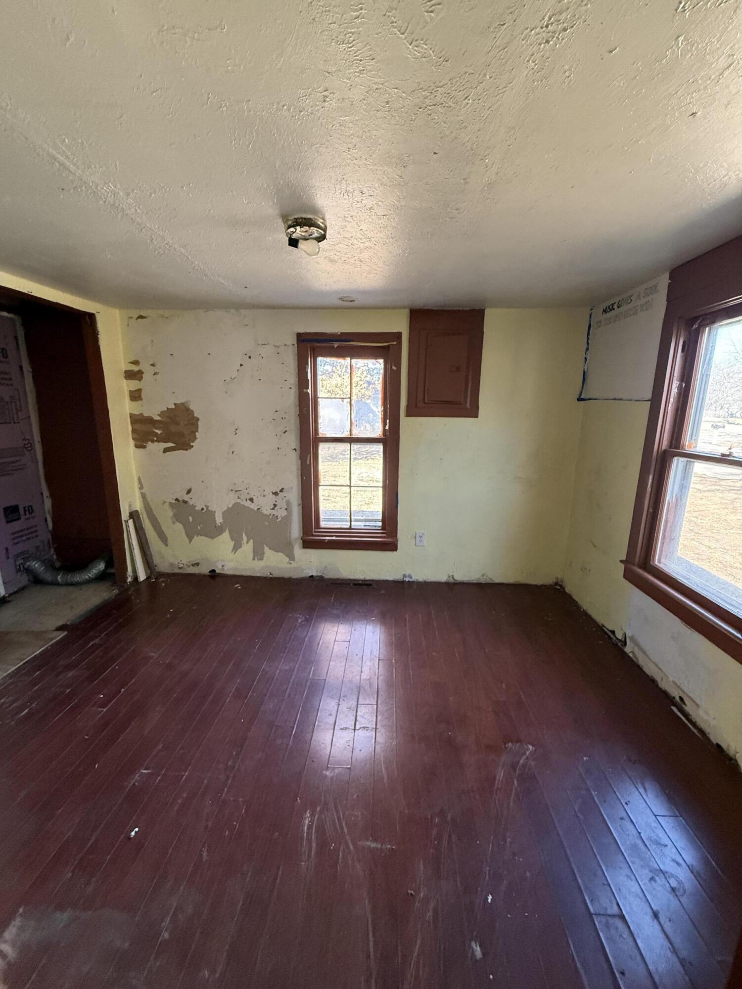 1921 North Colgate Avenue Property Photo 9