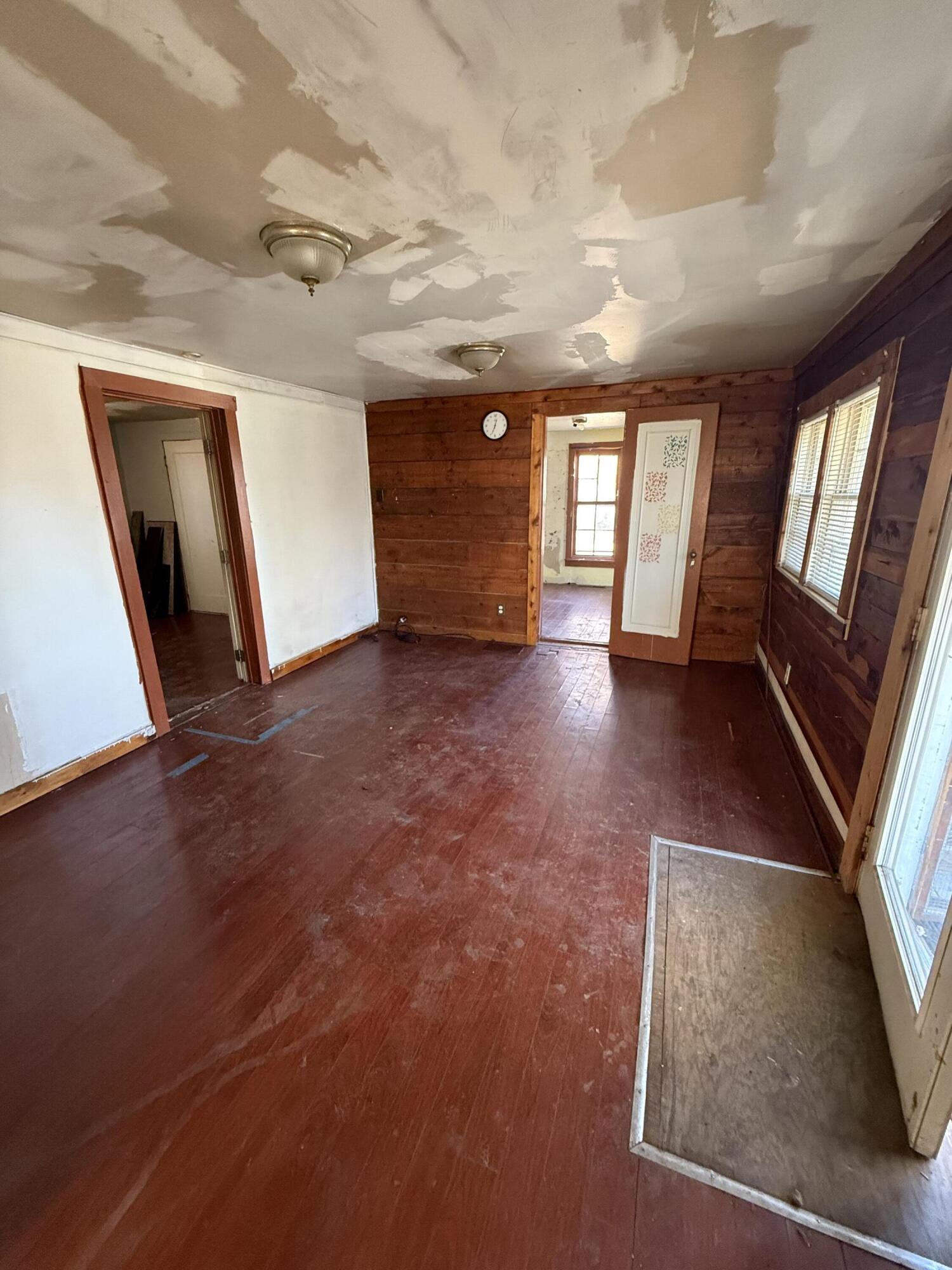 1921 North Colgate Avenue Property Photo 10
