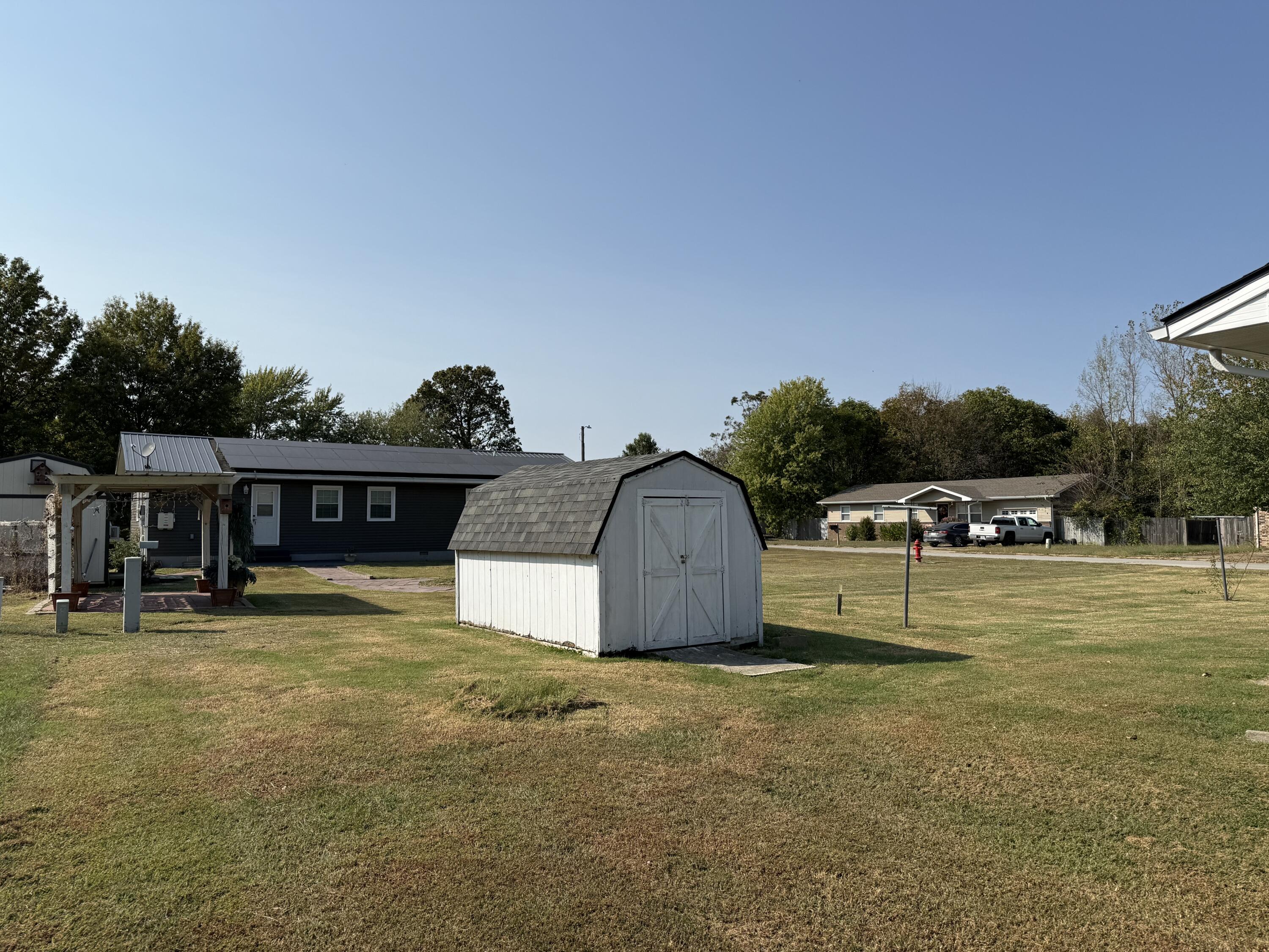 720 Howell Drive Property Photo 6