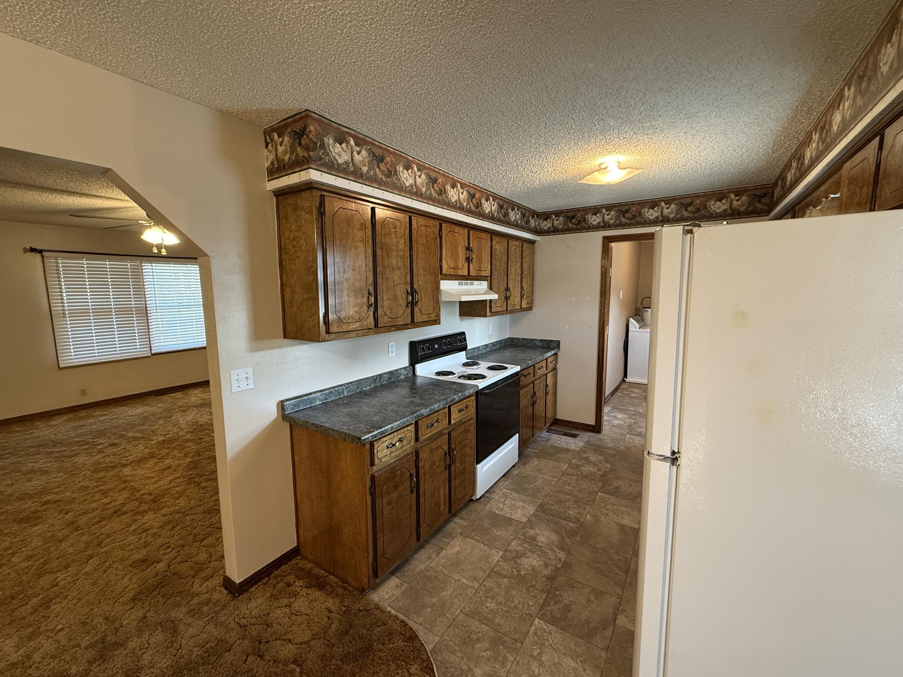 720 Howell Drive Property Photo 10