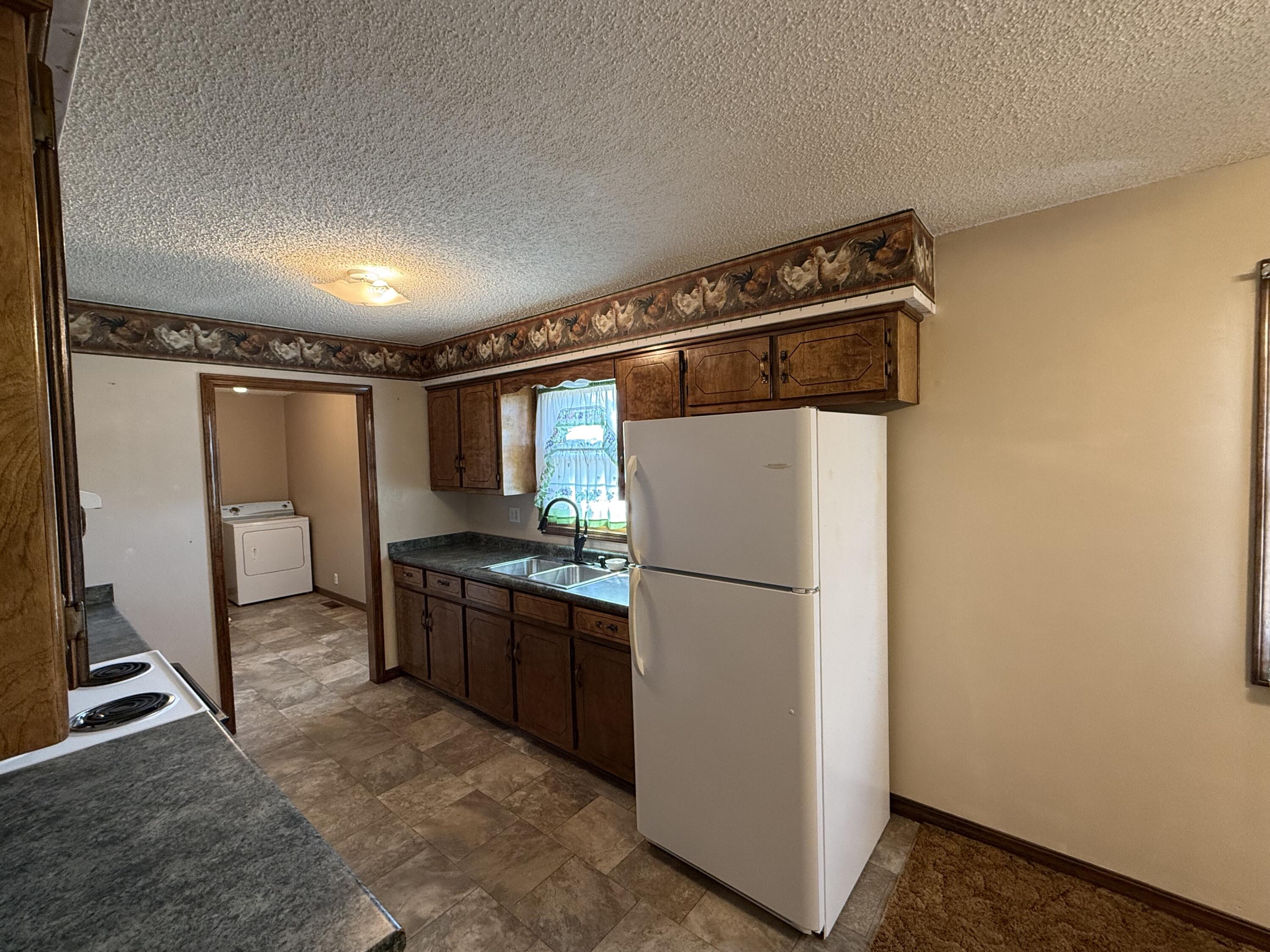 720 Howell Drive Property Photo 11