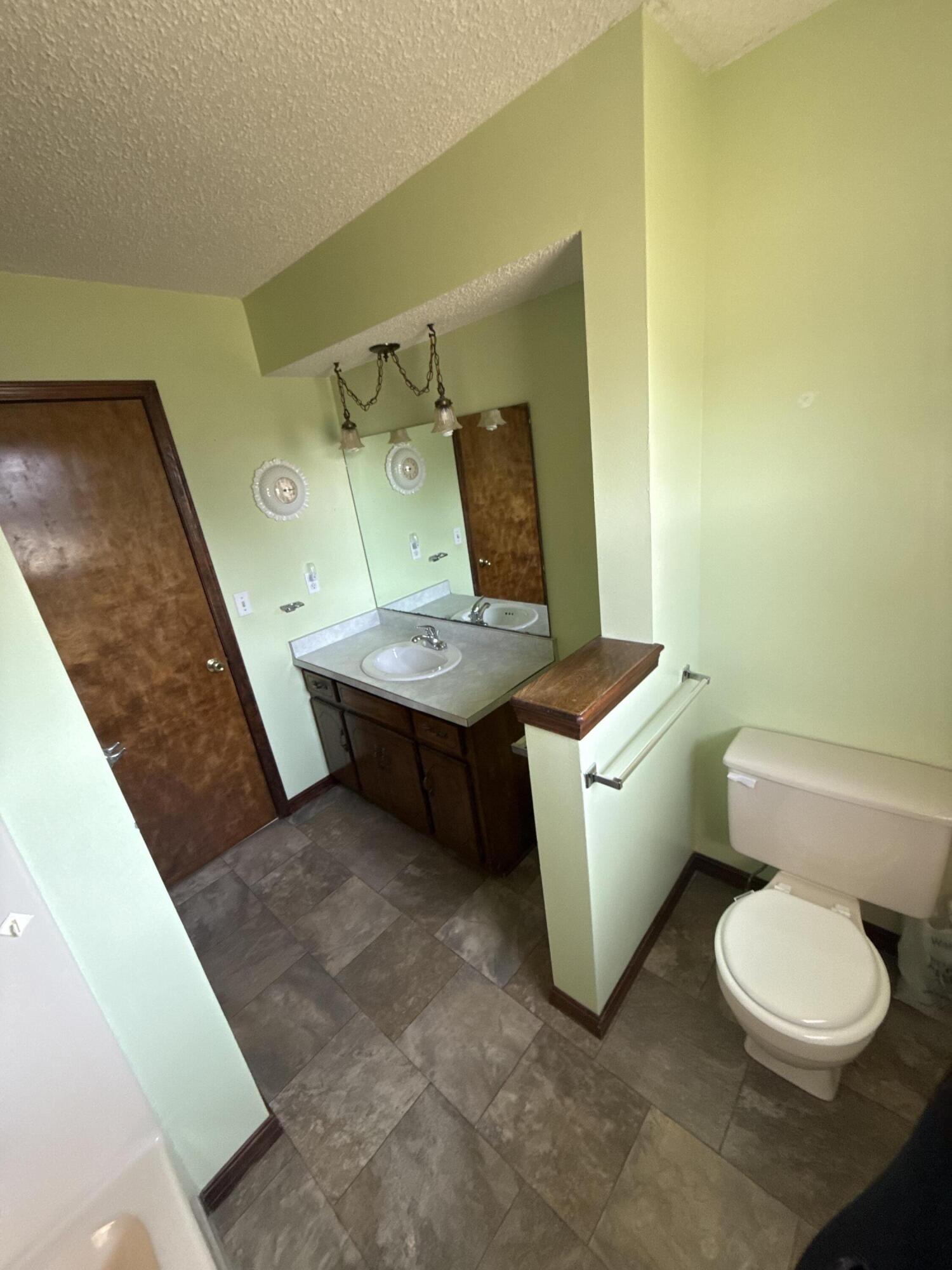 720 Howell Drive Property Photo 17