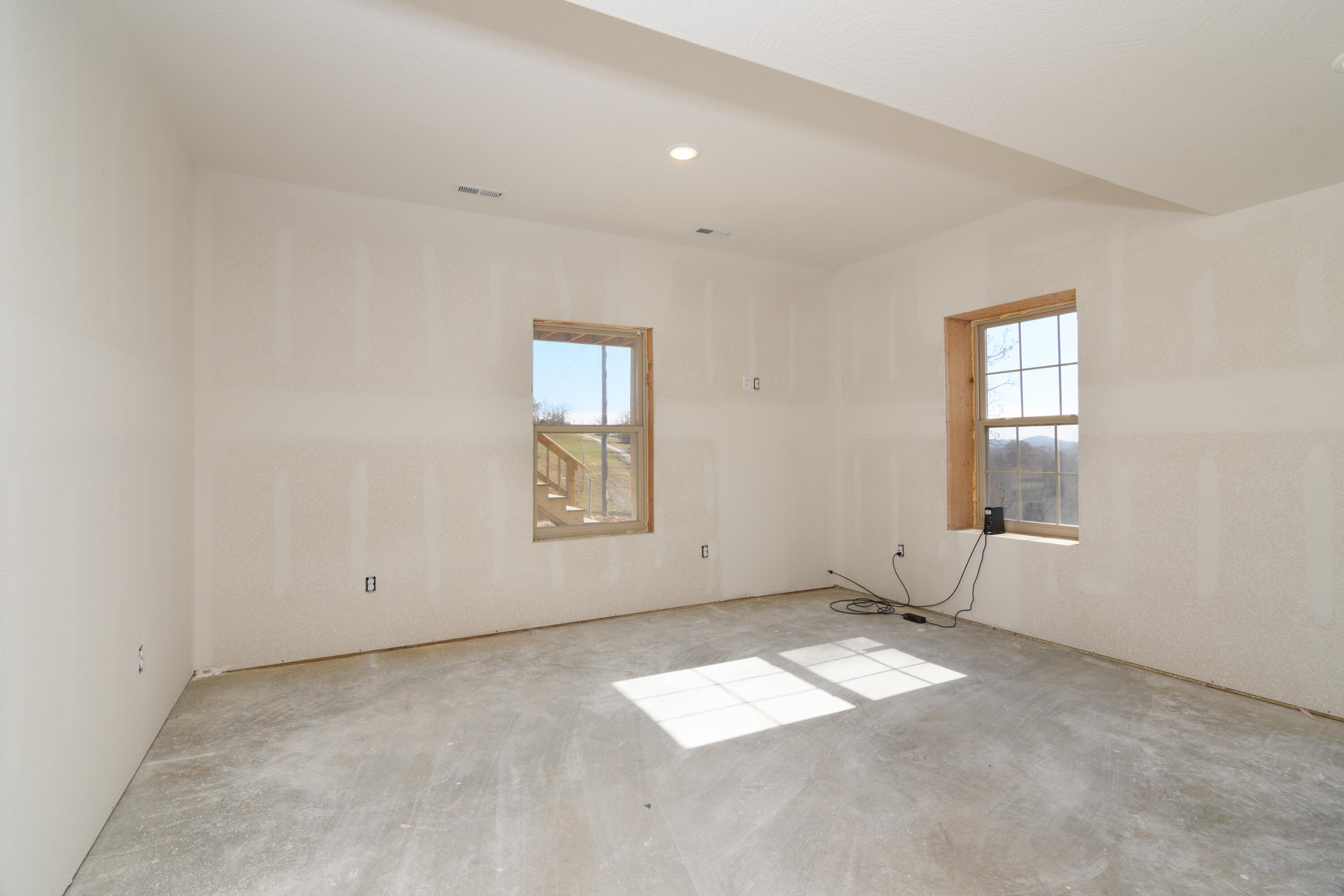 8762 State Hwy 176 Property Photo 38