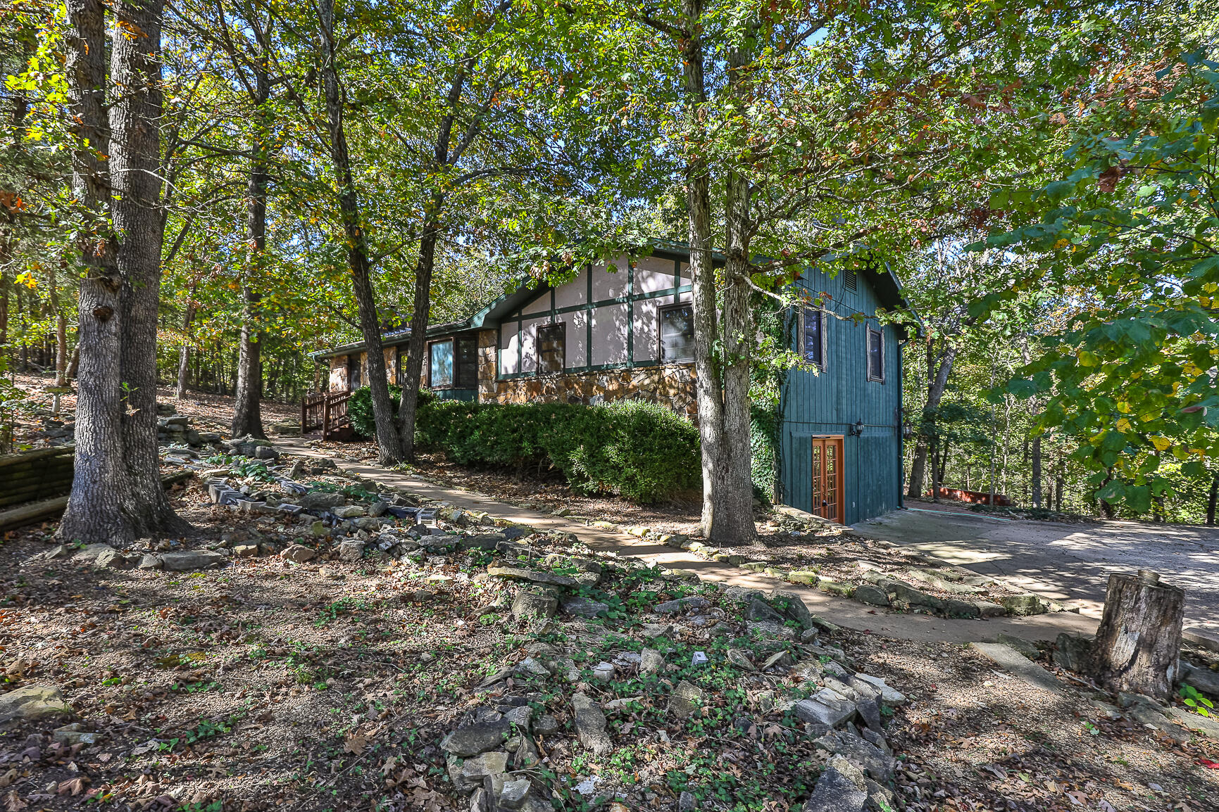 137 Wallen Blf Boulevard Property Photo 3
