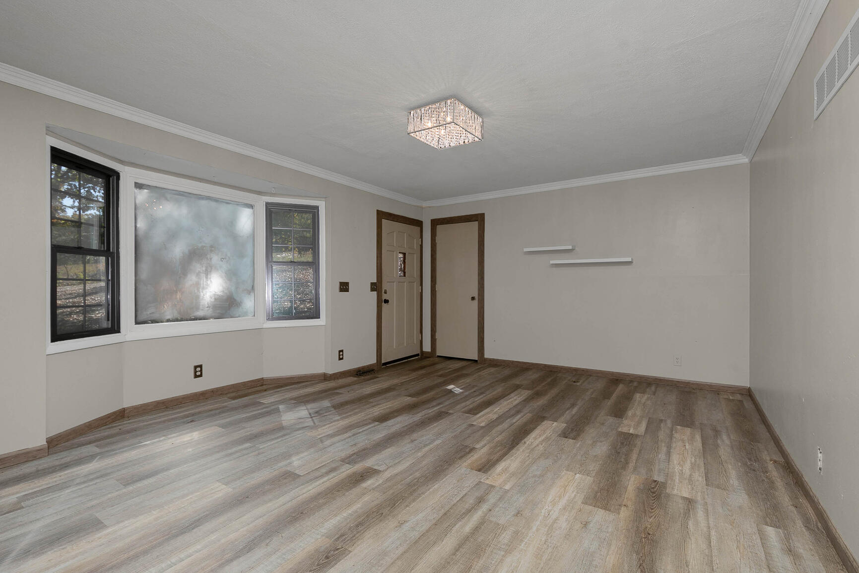 137 Wallen Blf Boulevard Property Photo 6