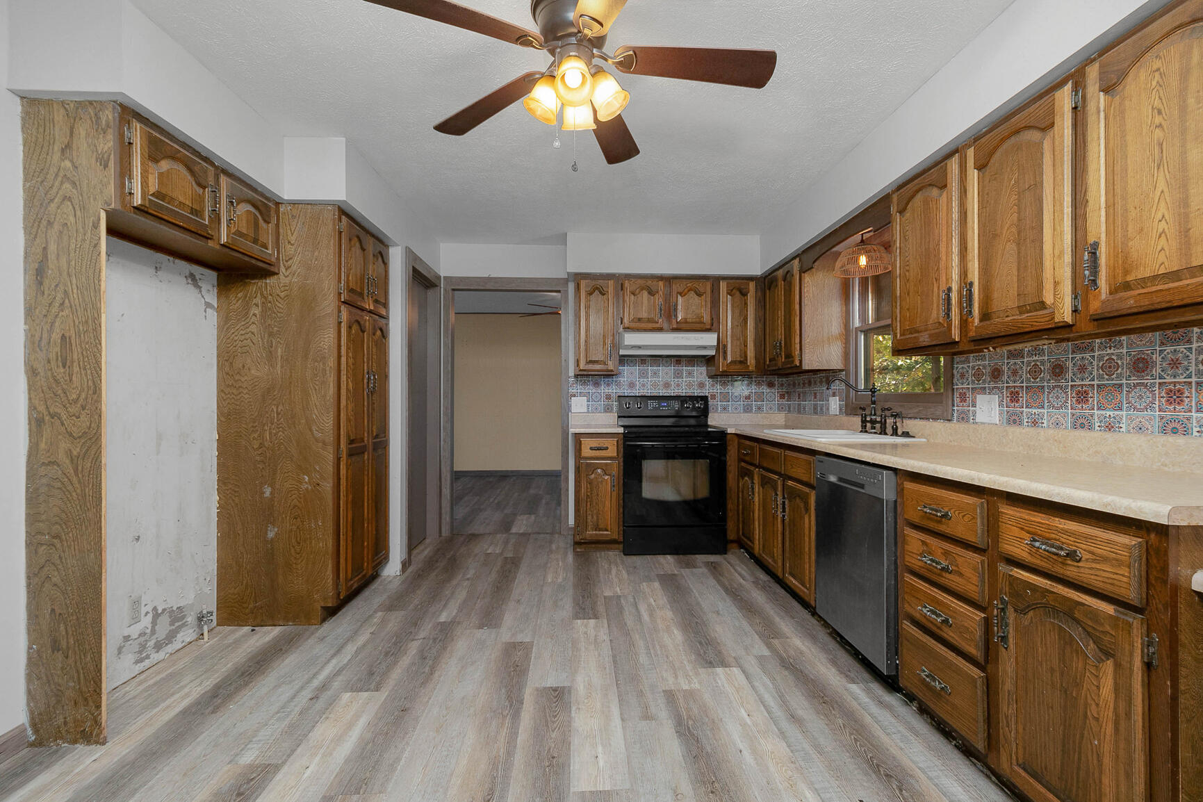 137 Wallen Blf Boulevard Property Photo 11