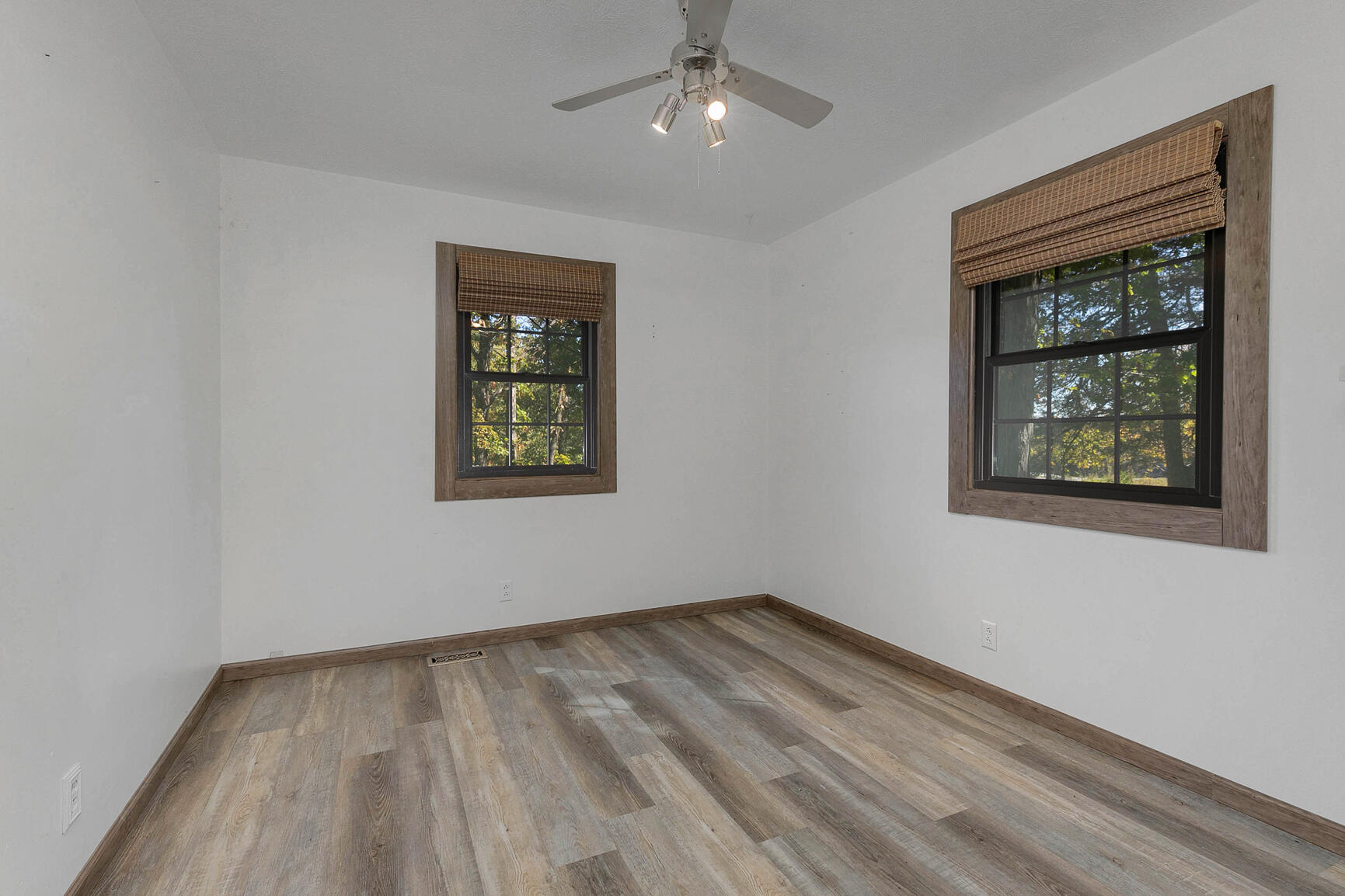 137 Wallen Blf Boulevard Property Photo 21