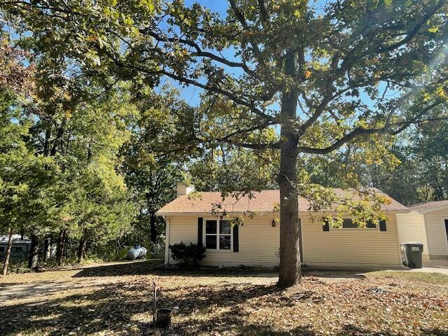 22249 Lake Drive Property Photo 10