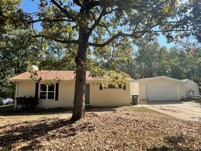 22249 Lake Drive Property Photo 16
