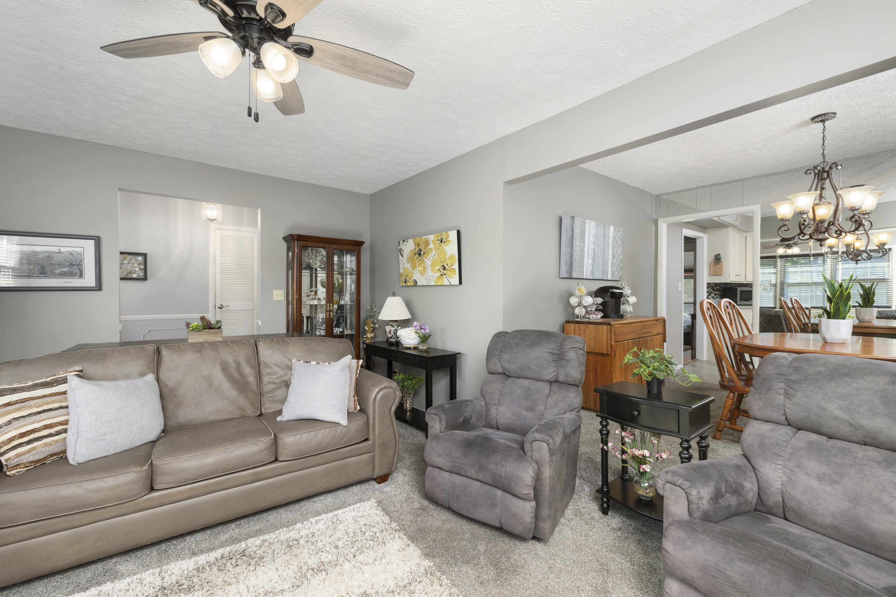 3145 South Glenhaven Avenue Property Photo 24