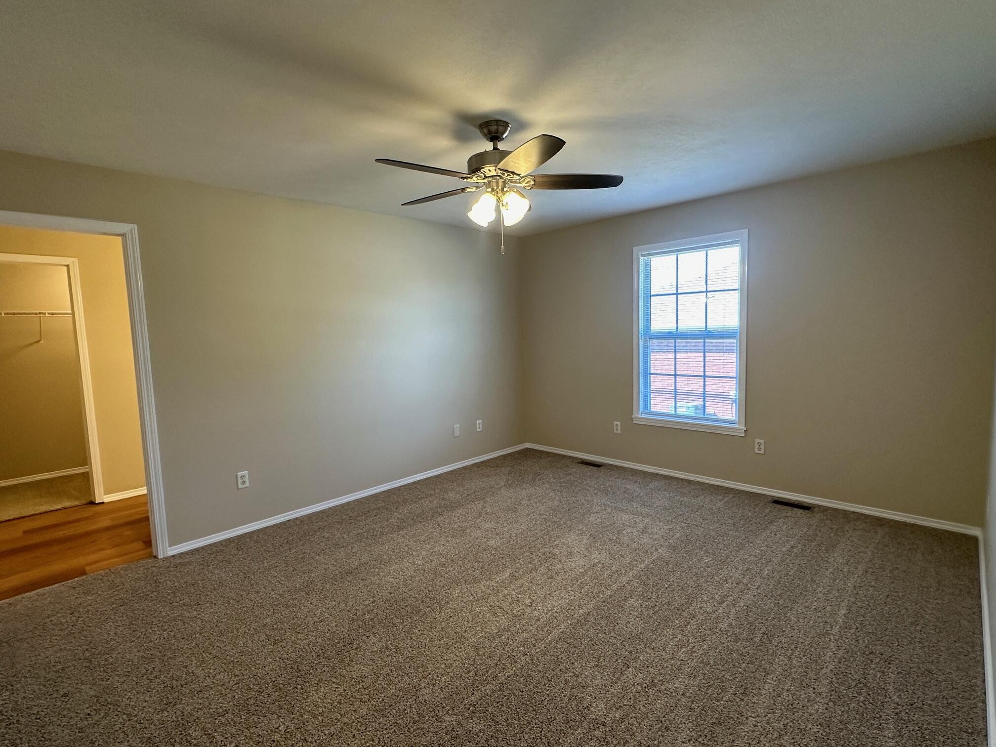 5711 South Shiloh Battle Court Property Photo 7