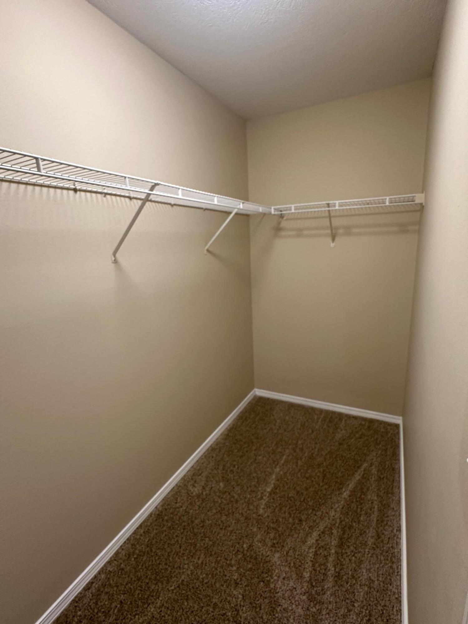5711 South Shiloh Battle Court Property Photo 10