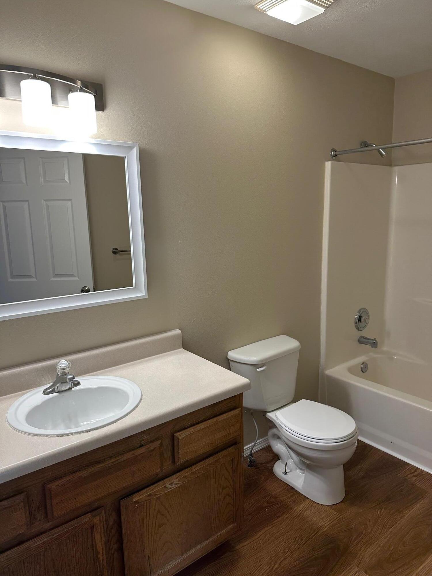 5711 South Shiloh Battle Court Property Photo 13