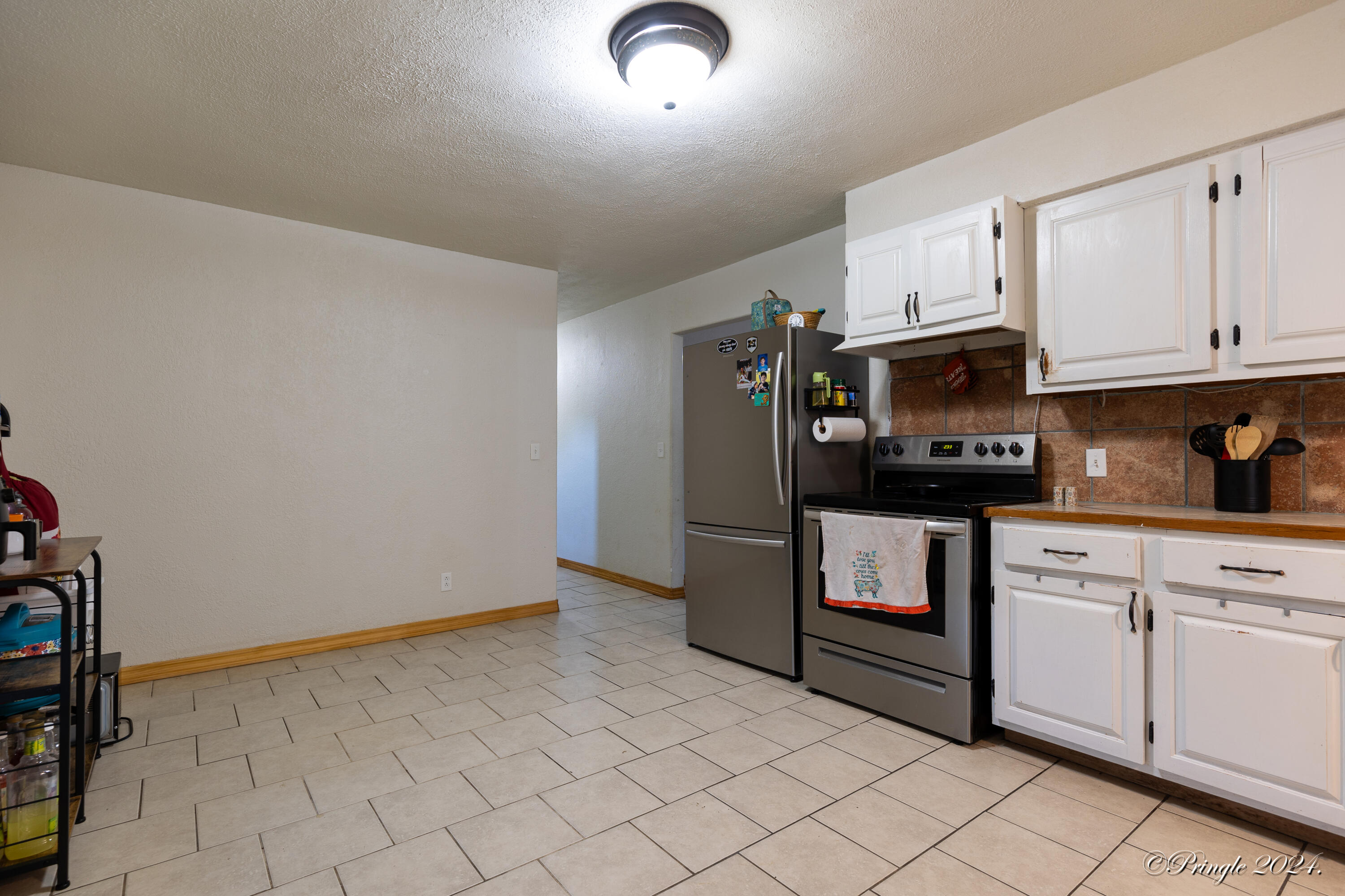 9744 County Road 8270 Property Photo 7