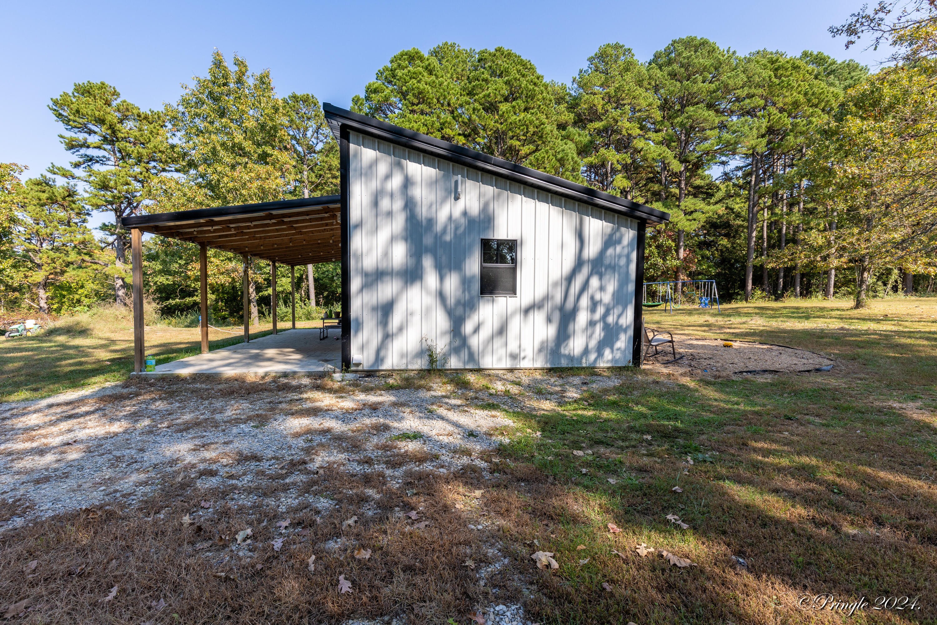 9744 County Road 8270 Property Photo 33