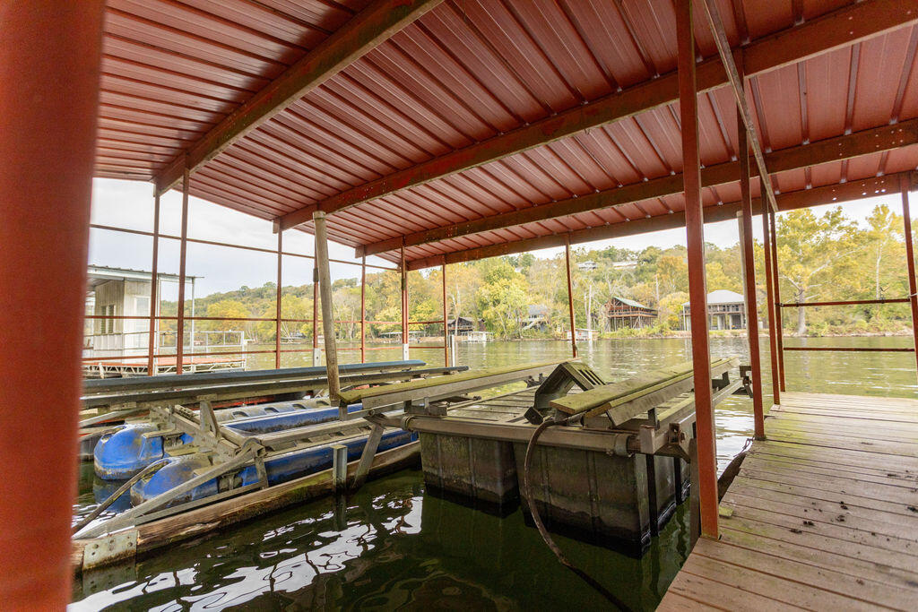 120 Wilshire Drive Property Photo 31