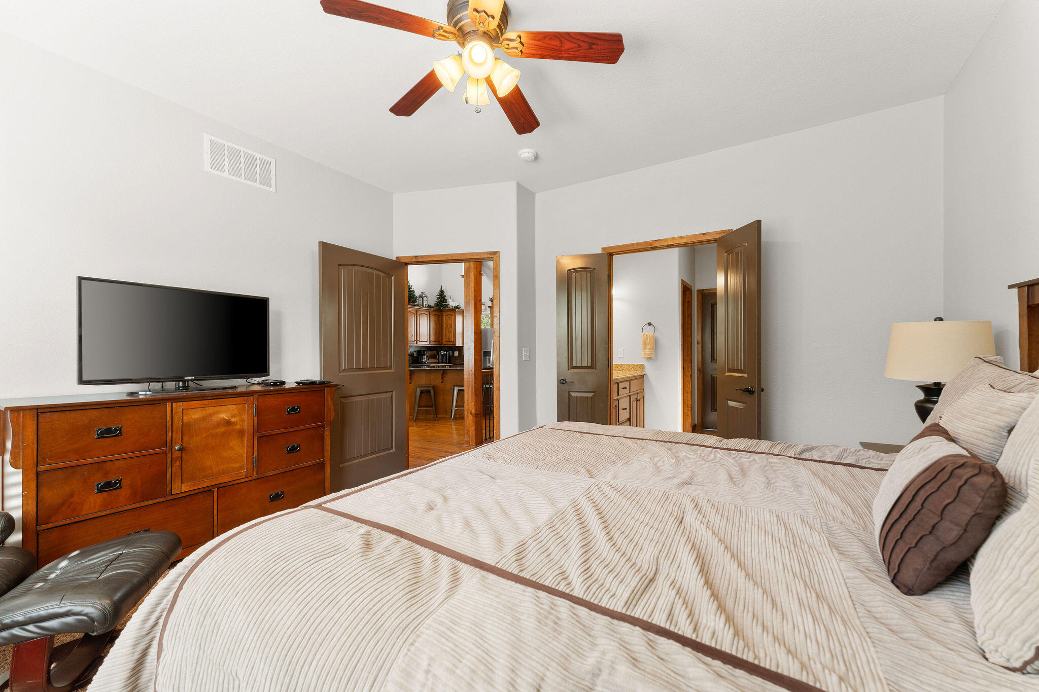 219 Deep Forest Drive Property Photo 18