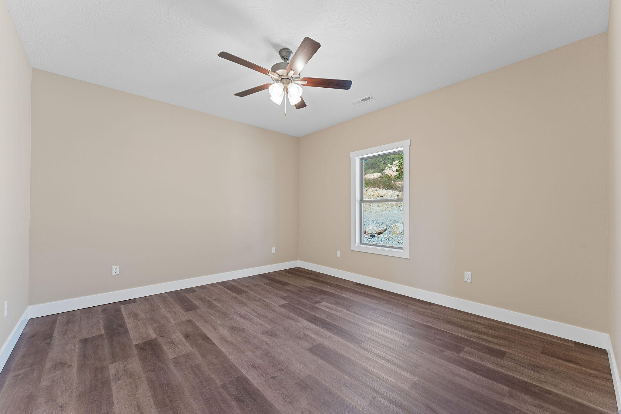 145 Snapper Street Property Photo 23