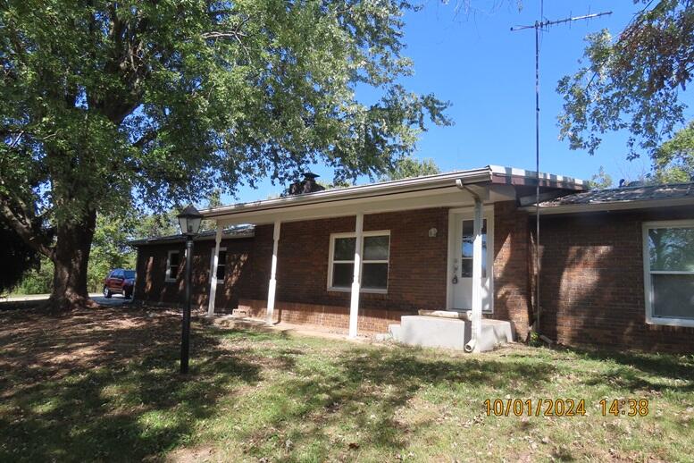 1504 South 14th Avenue Property Photo 1