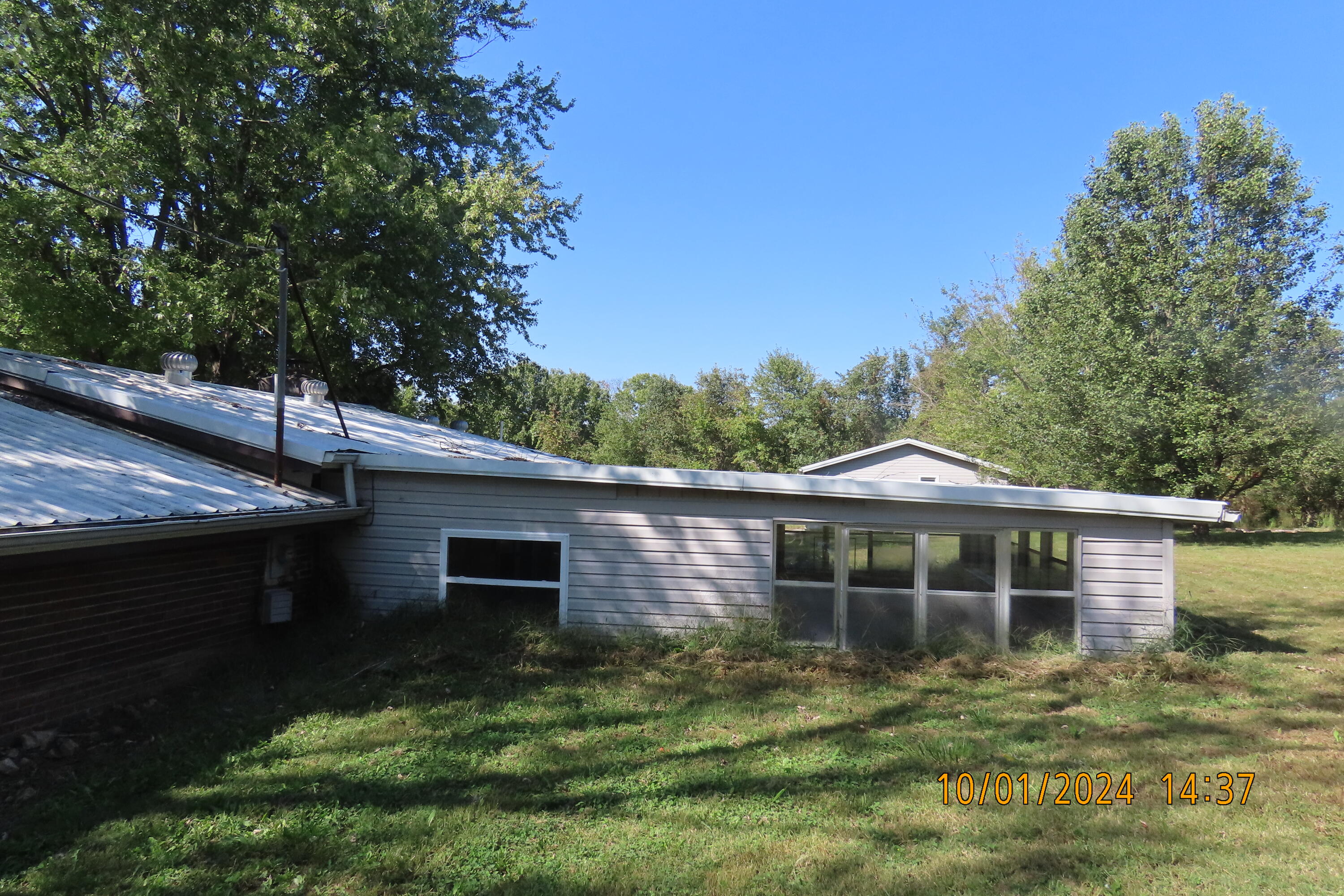 1504 South 14th Avenue Property Photo 3
